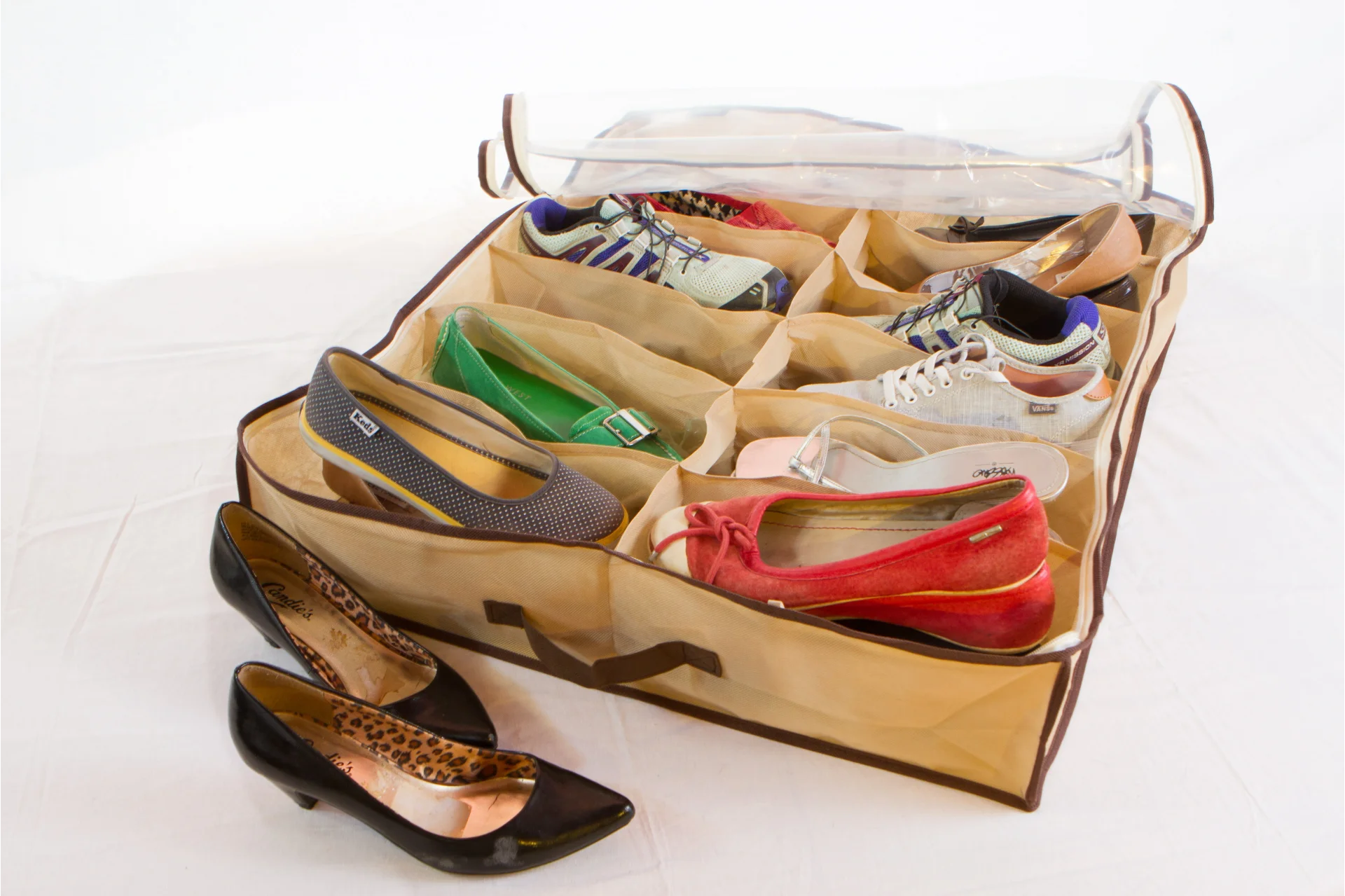 Shoes Under (portatif Ayakkabı Saklama Hurcu) Shoes Under (portatif Ayakkabı Saklama Hurcu)