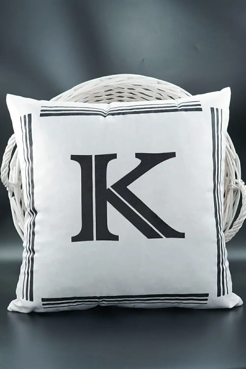 shpsell Harfli Kırlent Kılıfı Kadife 43X43 Cm Çift Taraflı K Harf