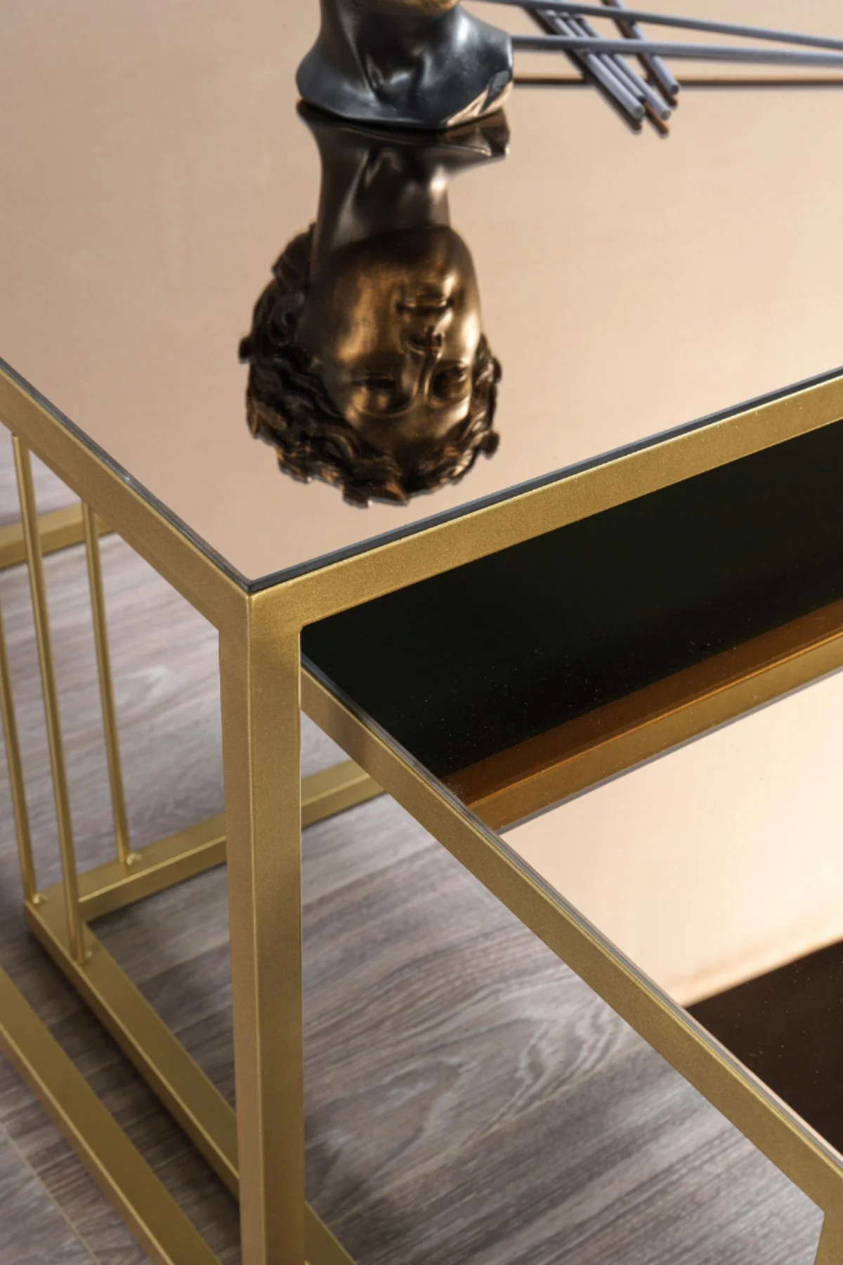 Siena Gold Metal Ayaklı Bronz Aynalı Orta Sehpa Takımı