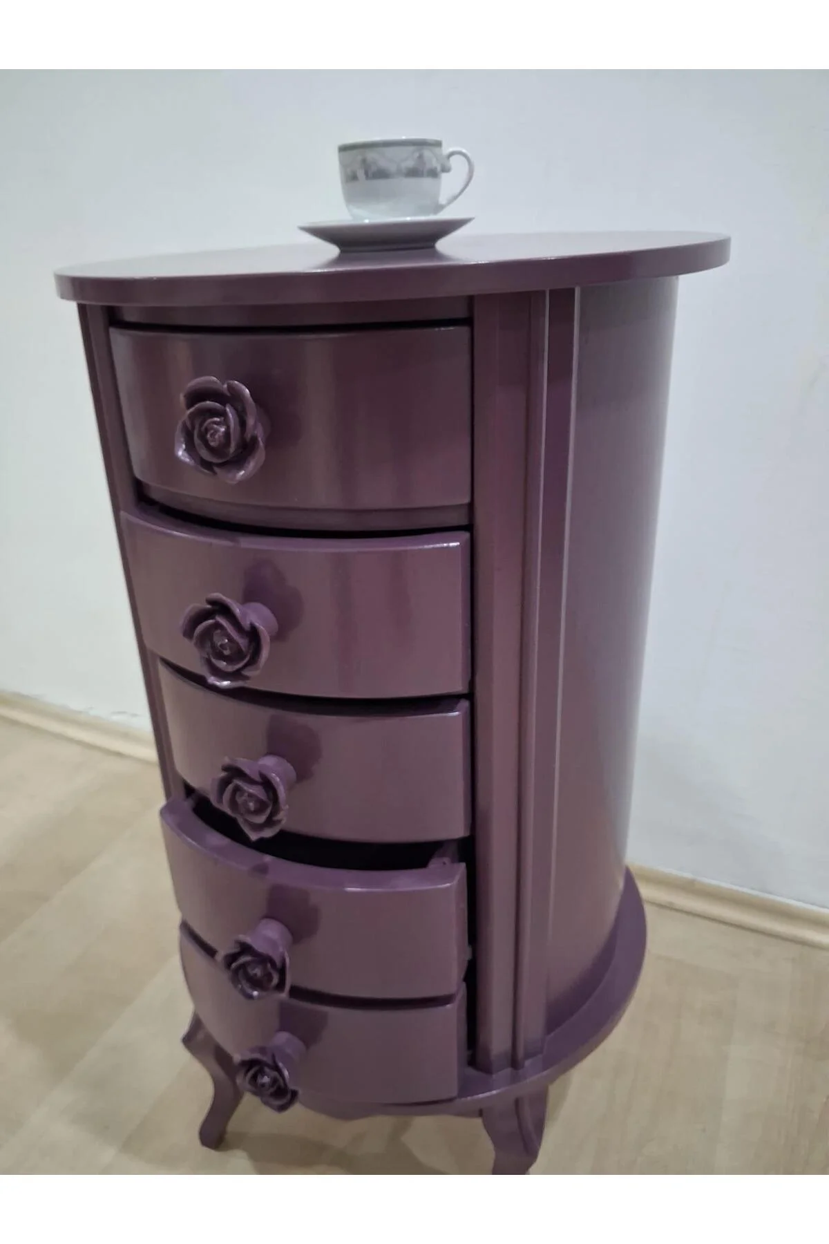 Şifonyer Şeker 90606 Aslan Lükens Model 5 Çekmece 1 Ad Parlak PEMBE Porselen Kulp Şifonyer Şeker 90606 Aslan Lükens Model 5 Çekmece 1 Ad Parlak PEMBE Porselen Kulp - Görsel 7