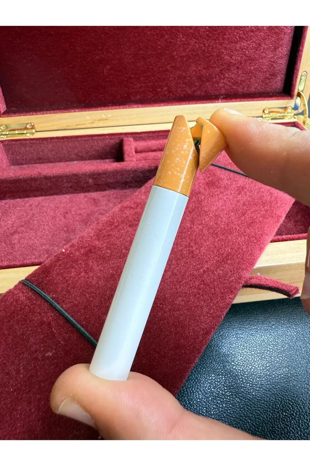 Görünümlü Şık Çakmak