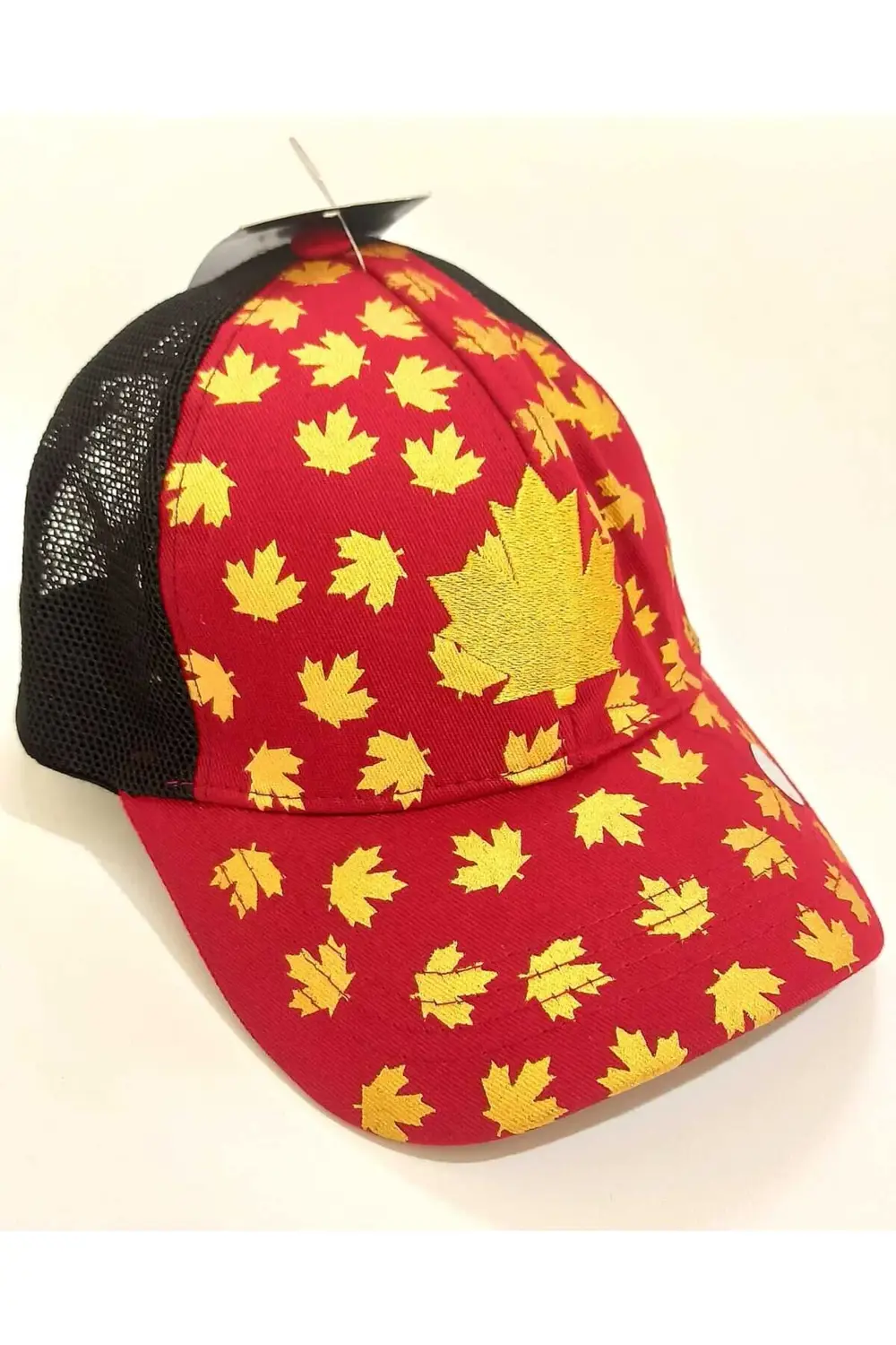 Şık Bordo Renk,Sarı Yaprak Detaylı Erkek Şapka