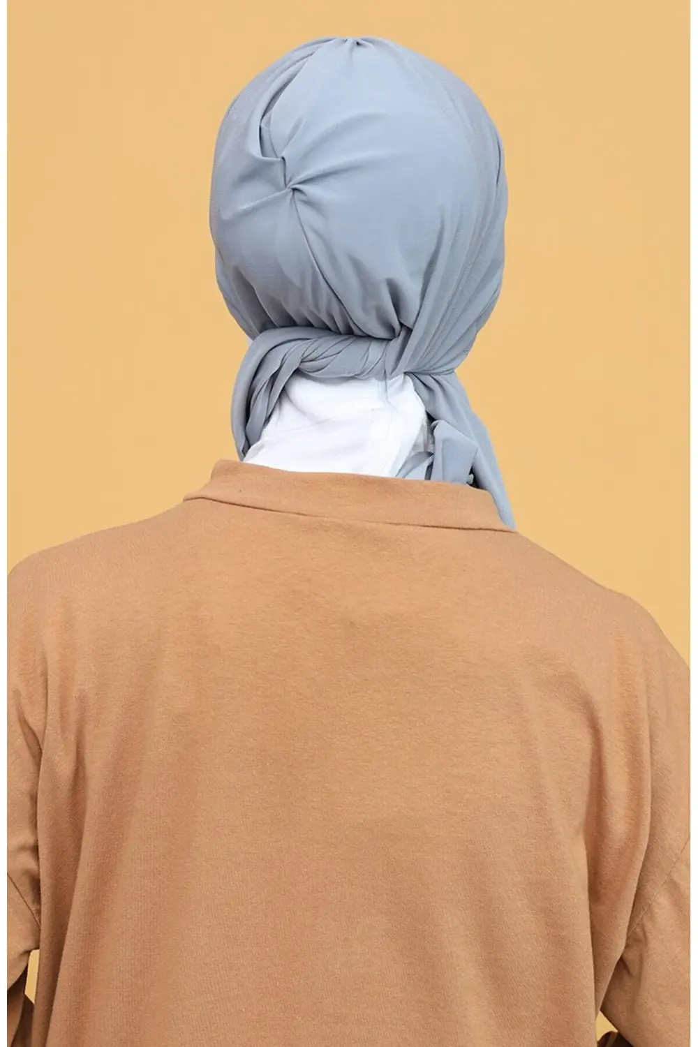 Şık Büzgülü Gri Renkli Bone