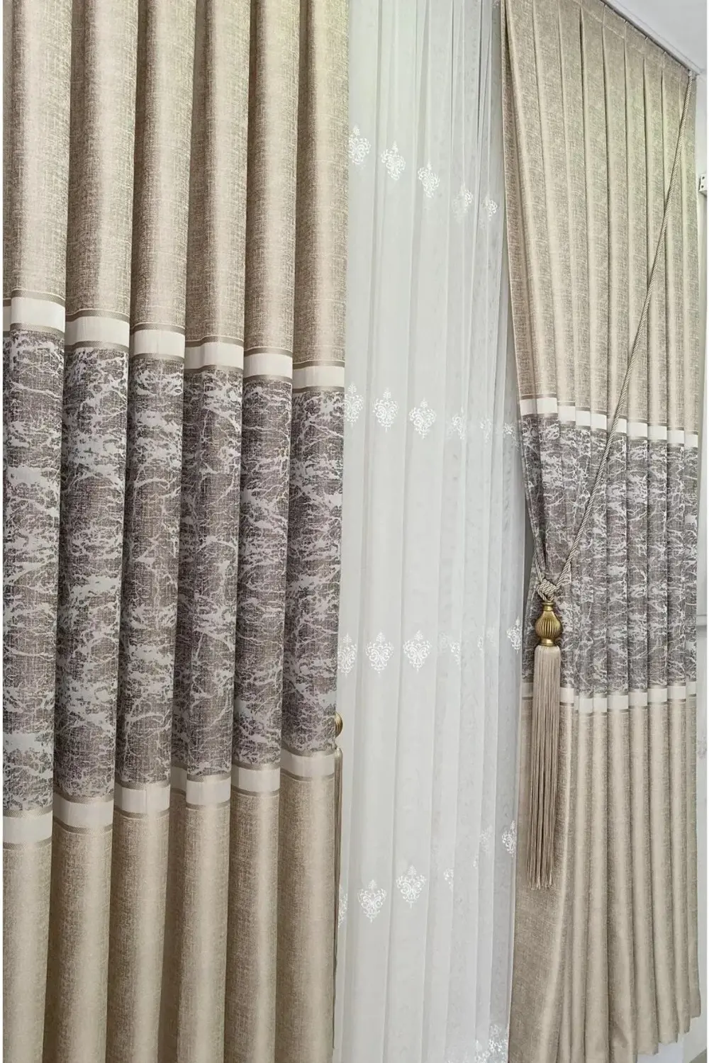 Şık Desenli Pano Fon Krem-Cappuccino (Tek Kanat+Aksesuar)