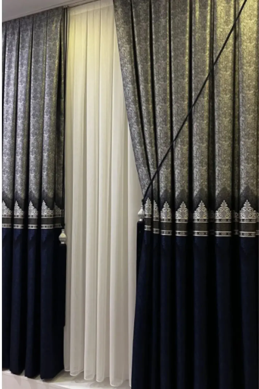 Şık Desenli Pano Fon Lacivert-Gümüş (Tek Kanat+Aksesuar)