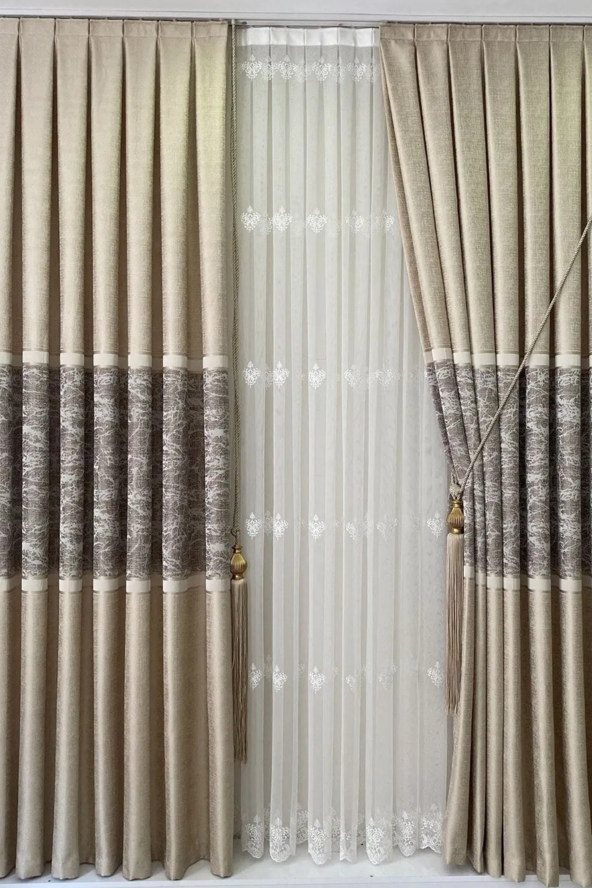 Özgün Home Şık Desenli Pano Fon Krem-Cappuccino (Tek Kanat+Aksesuar)