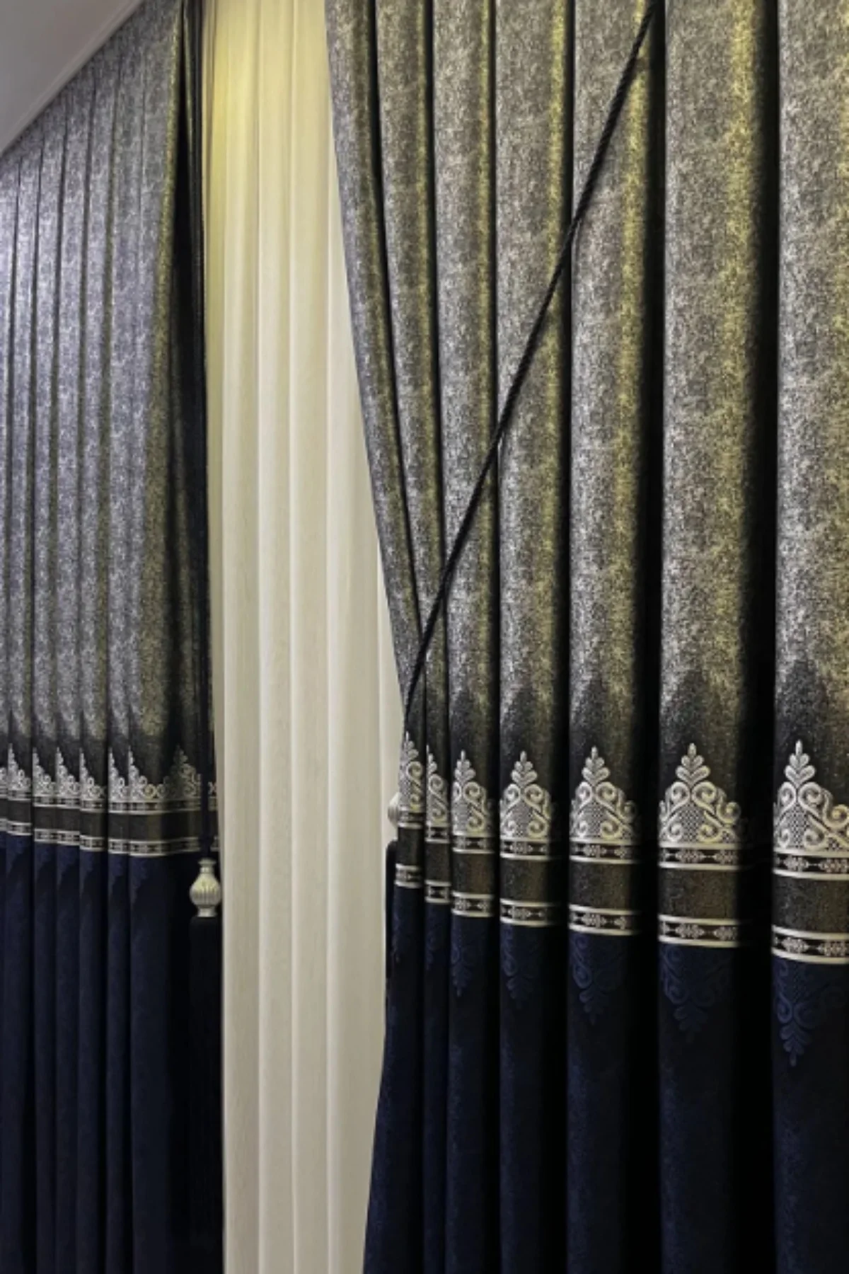 Şık Desenli Pano Fon Lacivert-Gümüş (Tek Kanat+Aksesuar)