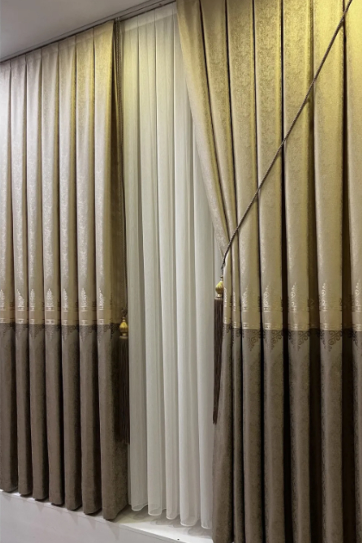 Özgün Home Şık Desenli Pano Fon Krem-Vizon (Tek Kanat+Aksesuar)