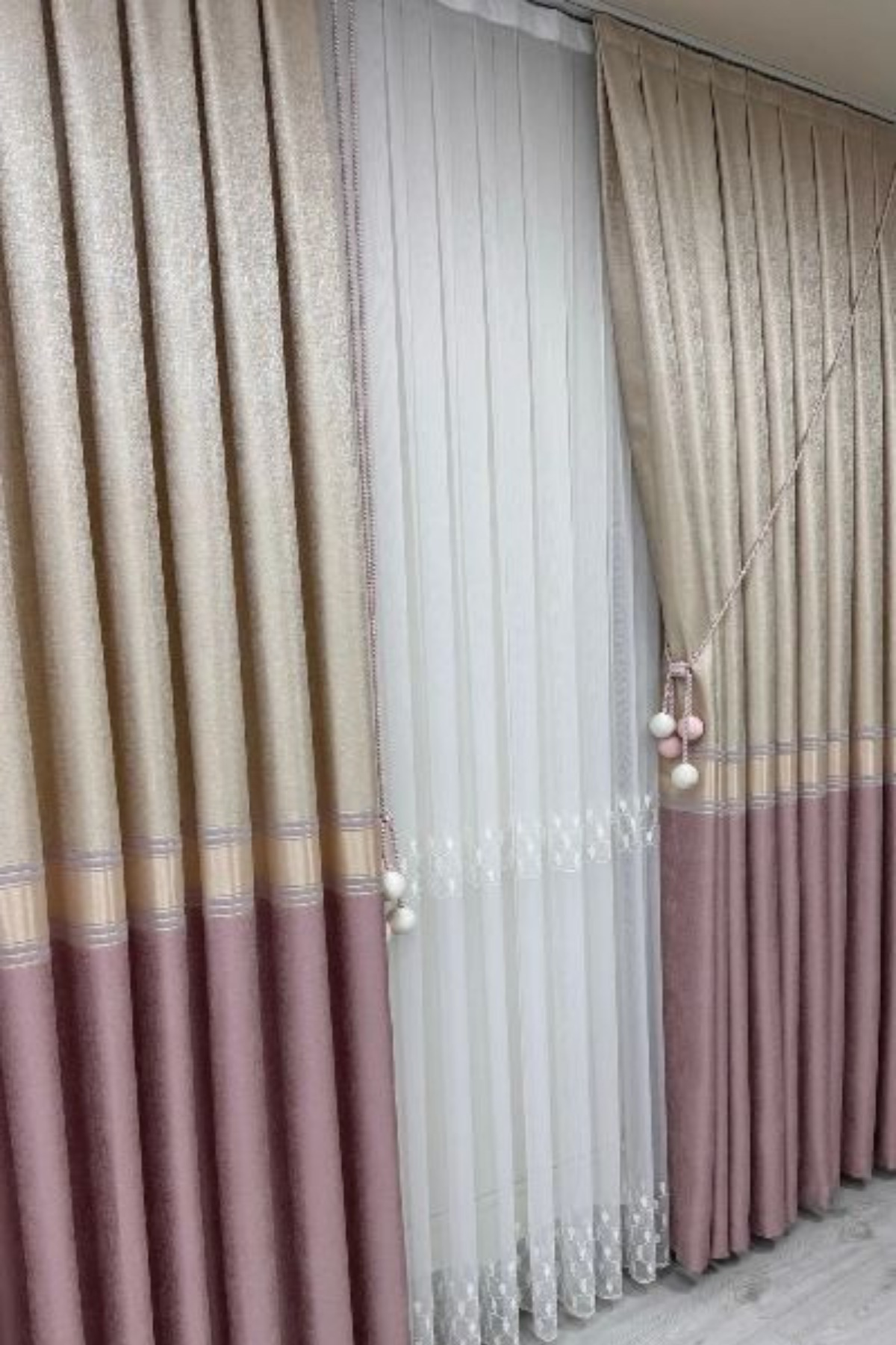 Özgün Home Şık Desenli Pano Fon Bej - Pembe (Tek Kanat+Aksesuar)