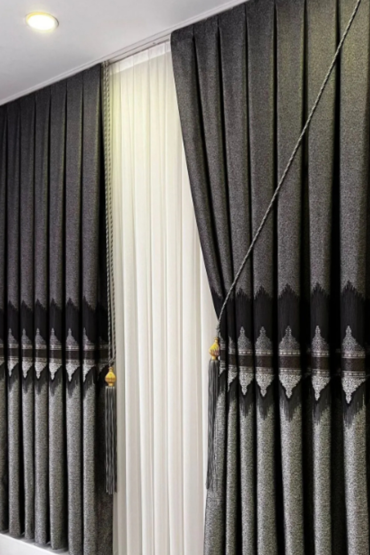 Özgün Home Şık Desenli Pano Fon Antrasit-Gri (Tek Kanat+Aksesuar)