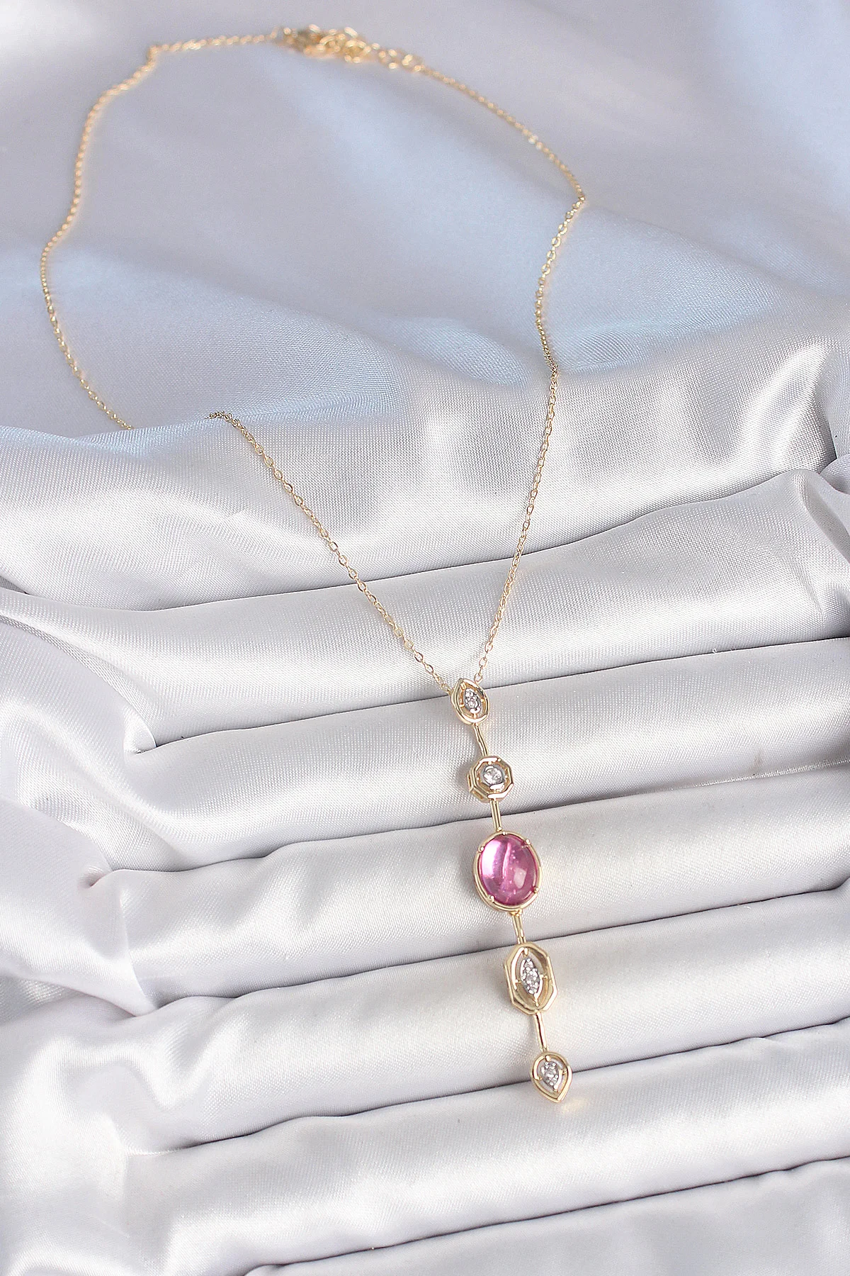 Şık Gold Renk Pirinç Zincir Y Kolye Pembe Zirkon Taşlı - 5886
