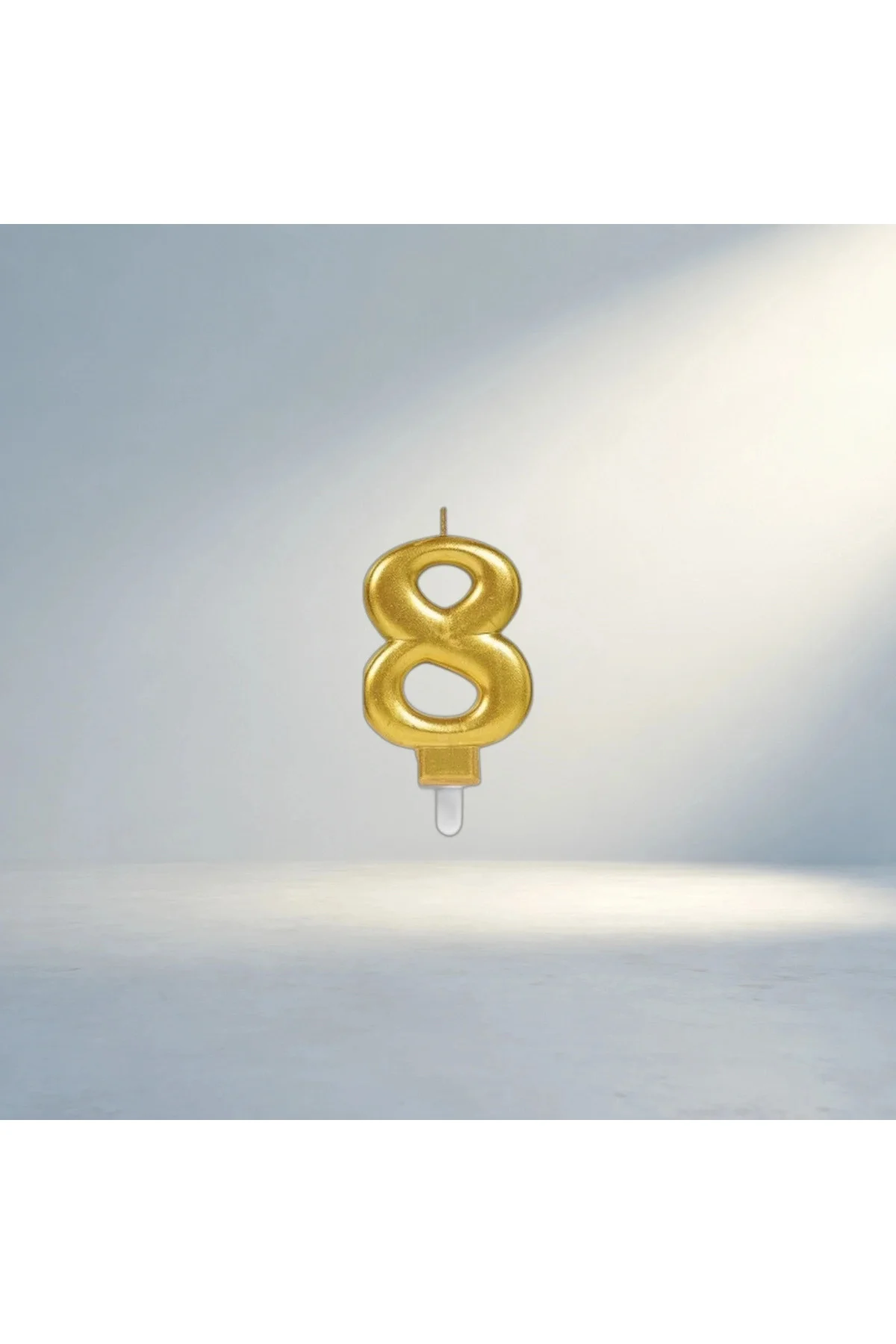 Şık Gold Renkli 8 Rakam Mum Dekoratif Kutulu 10 Cm Şık Gold Renkli 8 Rakam Mum Dekoratif Kutulu 10 Cm