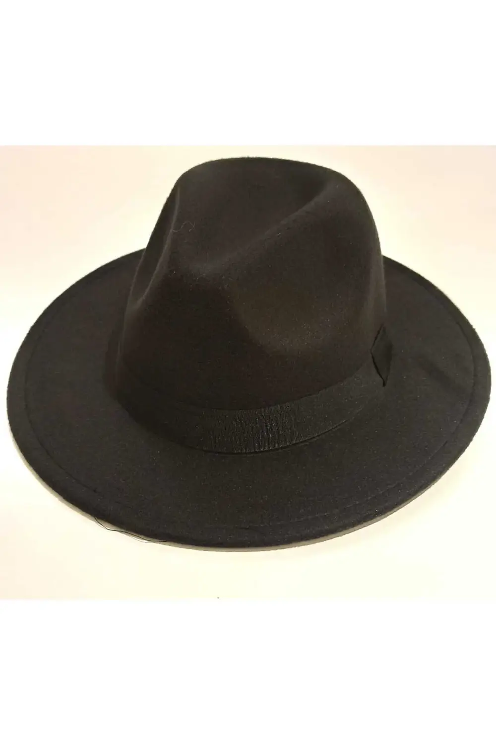 Şık Siyah Renkli Erkek Şapka