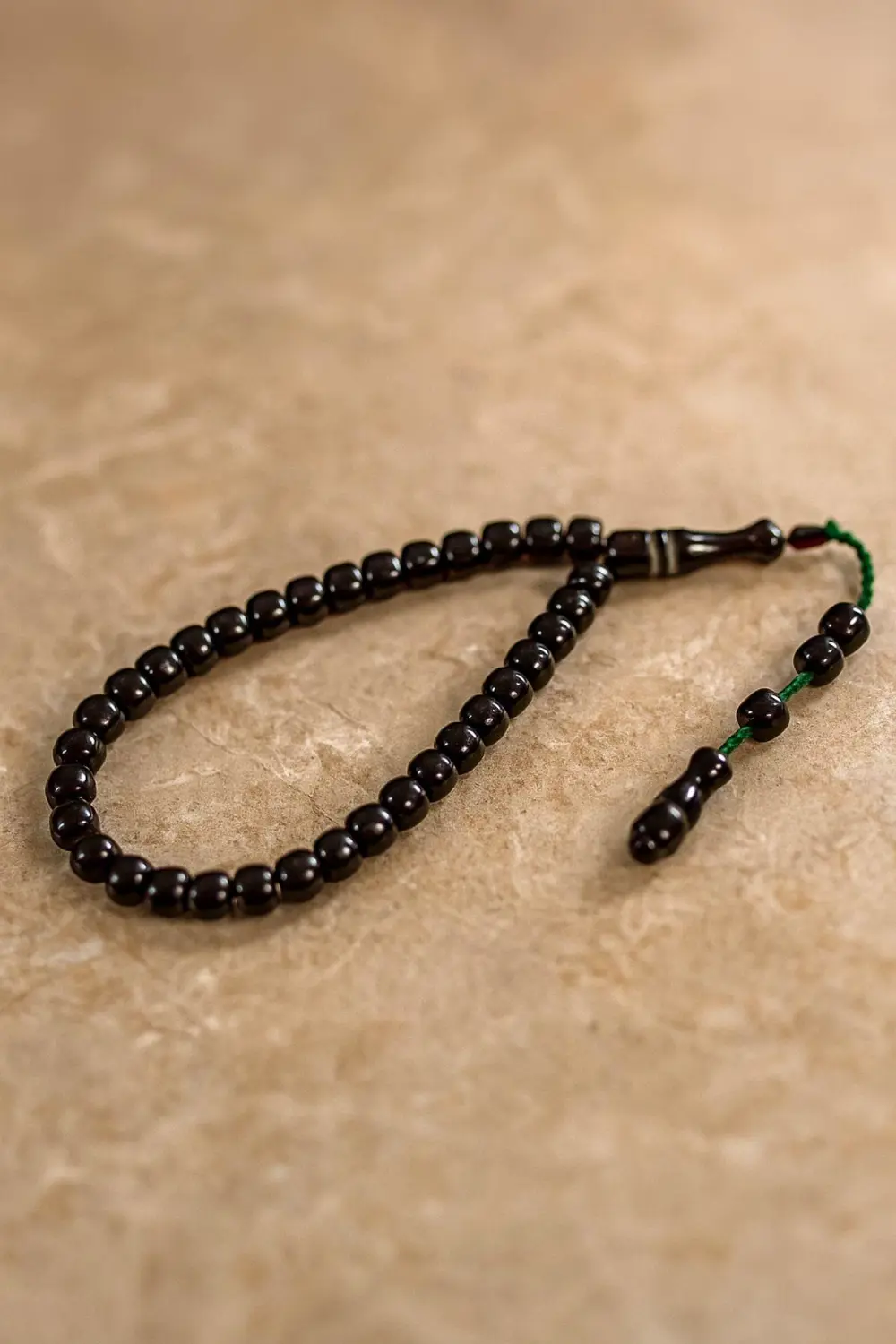 Sıkma Serisi Kırmızı Bilek Boy Kehribar Tesbih Sistem Püsküllü