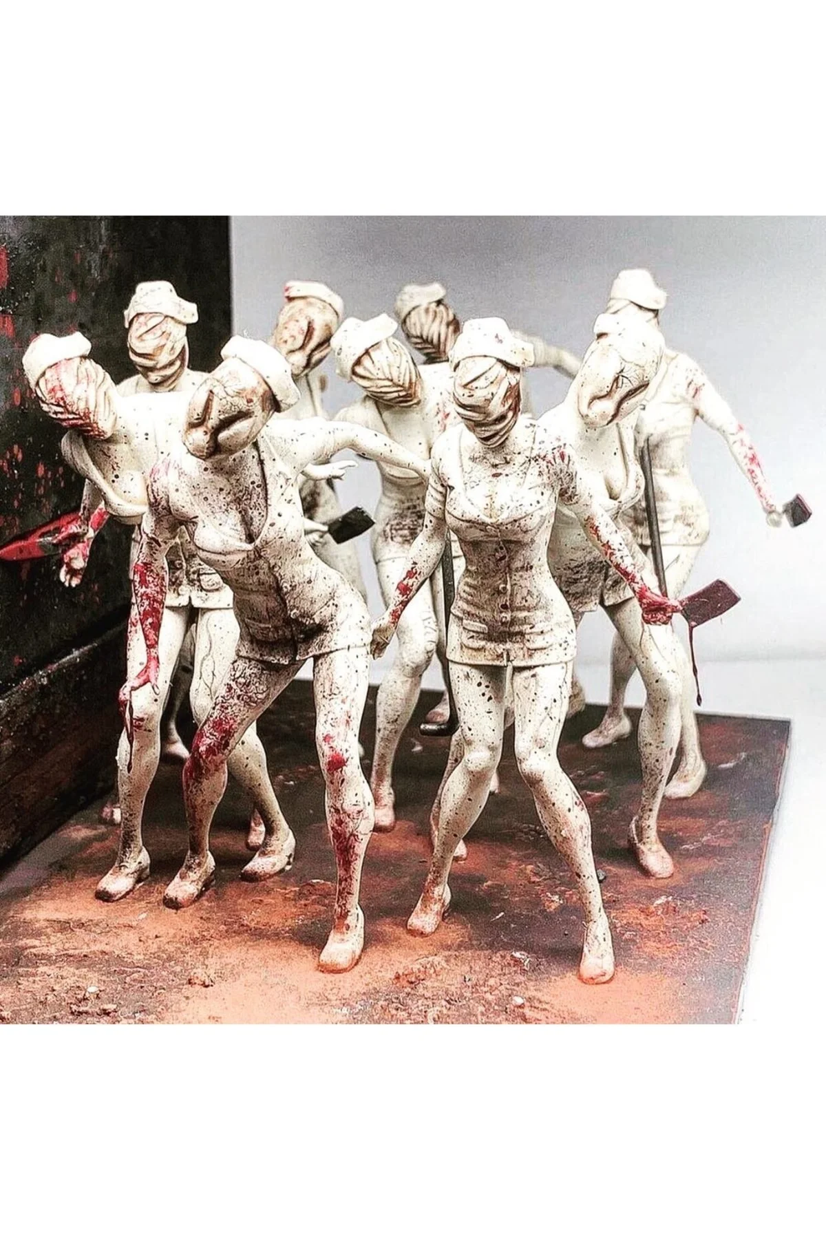 Silent Hill Bubble Head Nurse Standlı 5'li Figür Büyük Boy 25 Cm