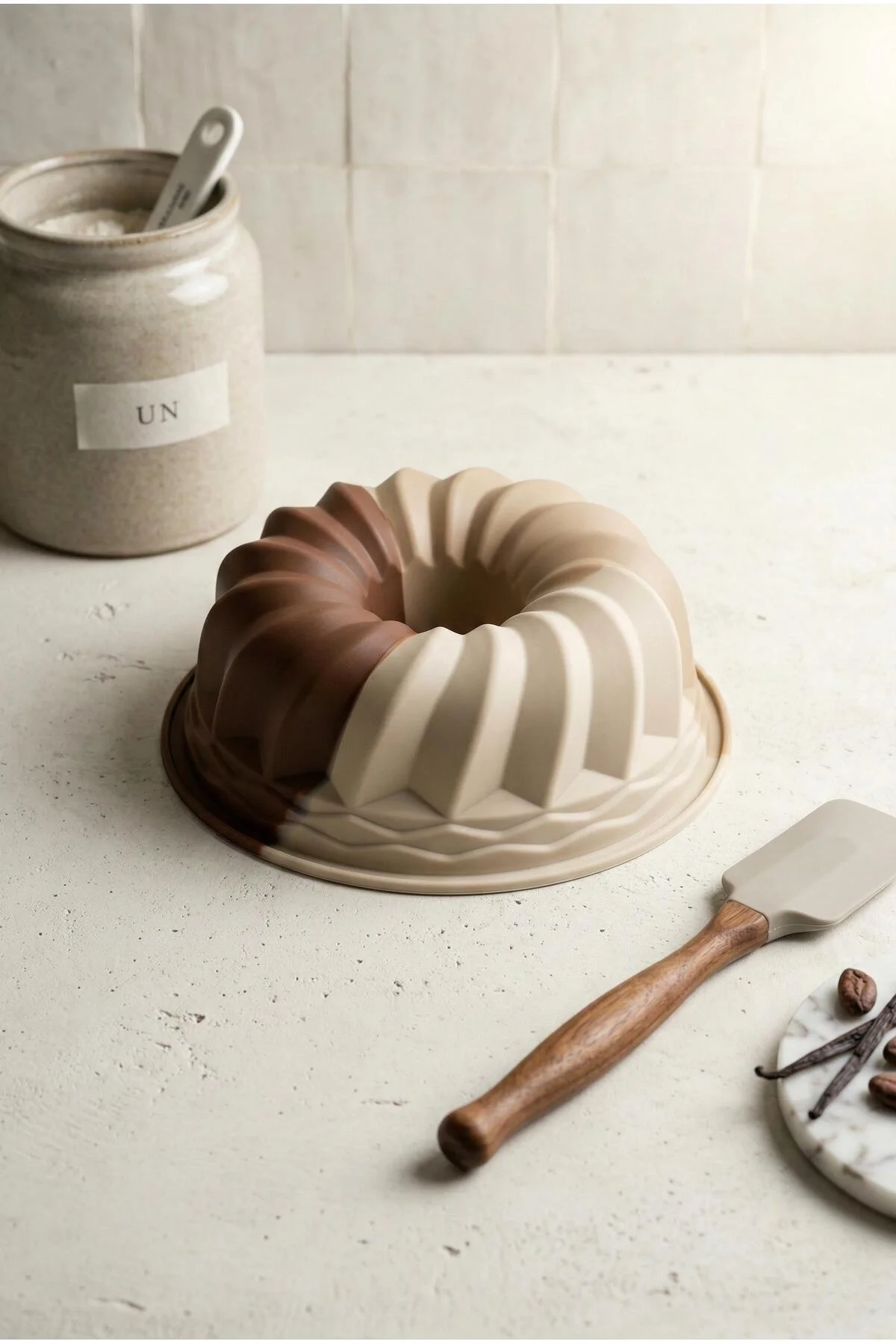 Silikon Dilimli Kek Kalıbı & Yapışmaz Isıya Dayanıklı Kek Pişirme Gereci (16 cm) - Görsel 2