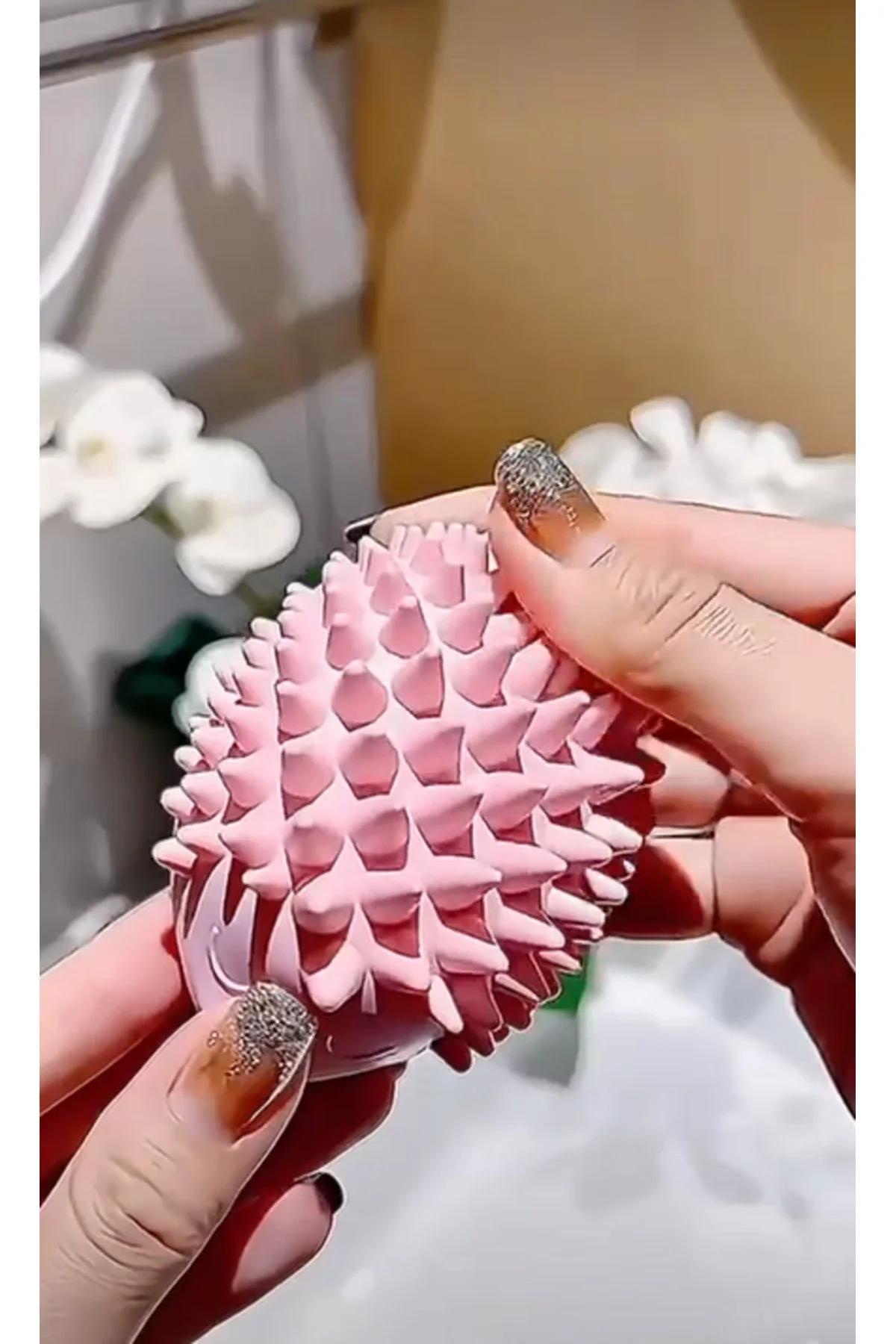 Silikon Saç Derisi Masaj Tarağı | Duşta Kullanım, Kirpi Başlıklı 