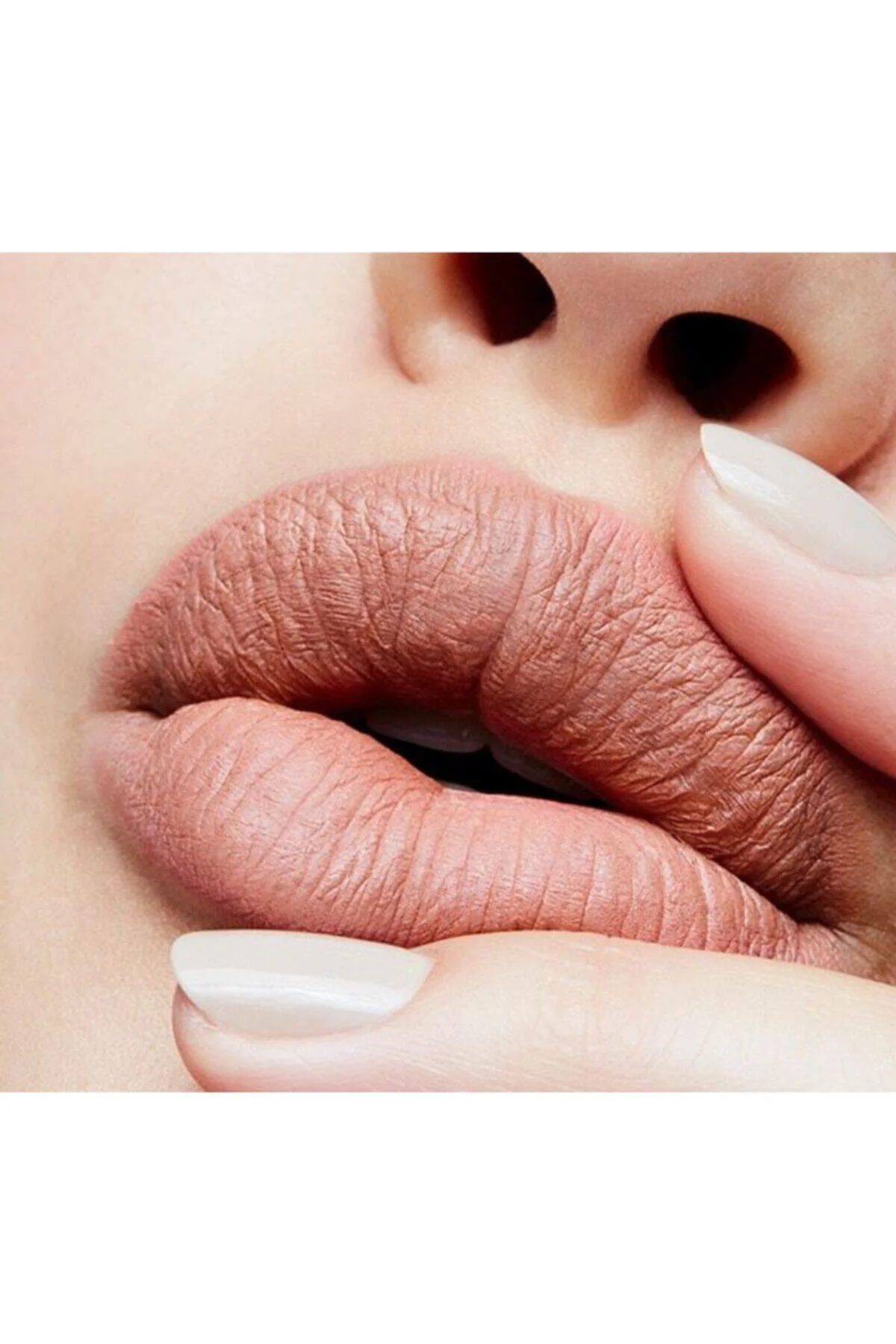 Silky Matte Lipstick Nemlendirme Etkili Yoğun Renk Sağlayan Ruj -