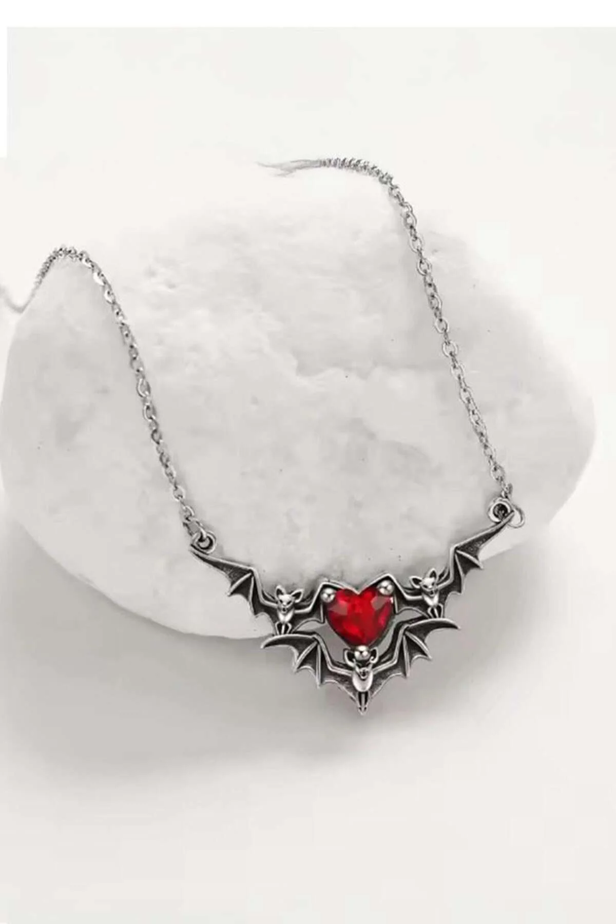 Silver Gotik Red Herat Bats Kolye Silver Gotik Red Herat Bats Kolye