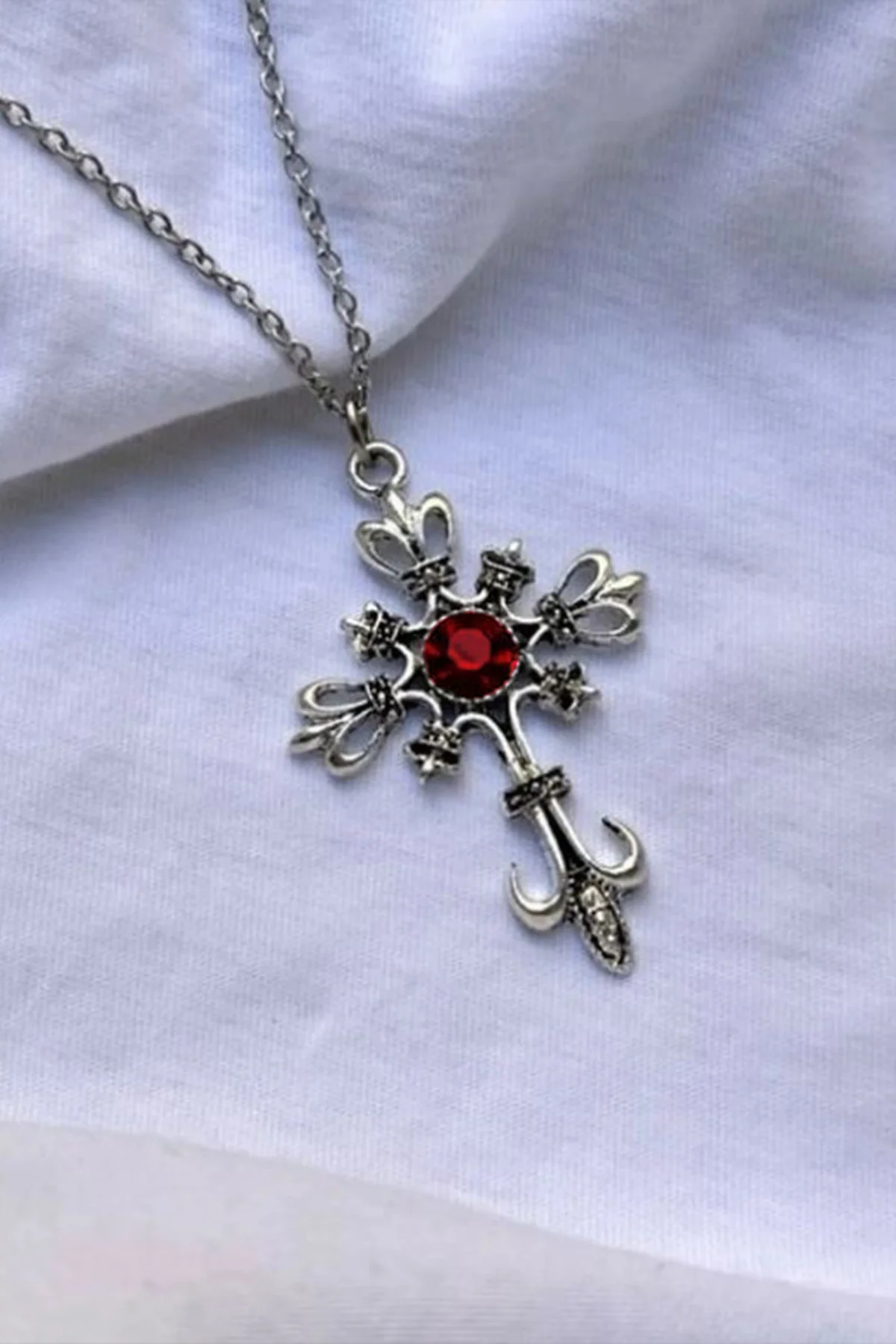Silver Gotik Witch Red Stone Kolye Silver Gotik Witch Red Stone Kolye