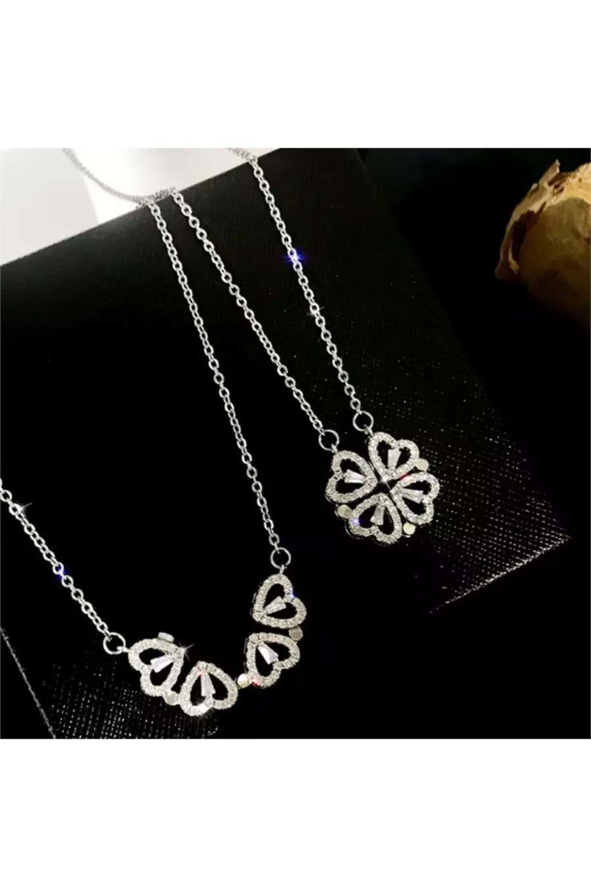 Silver Kalp Detaylı Yonca Kolye