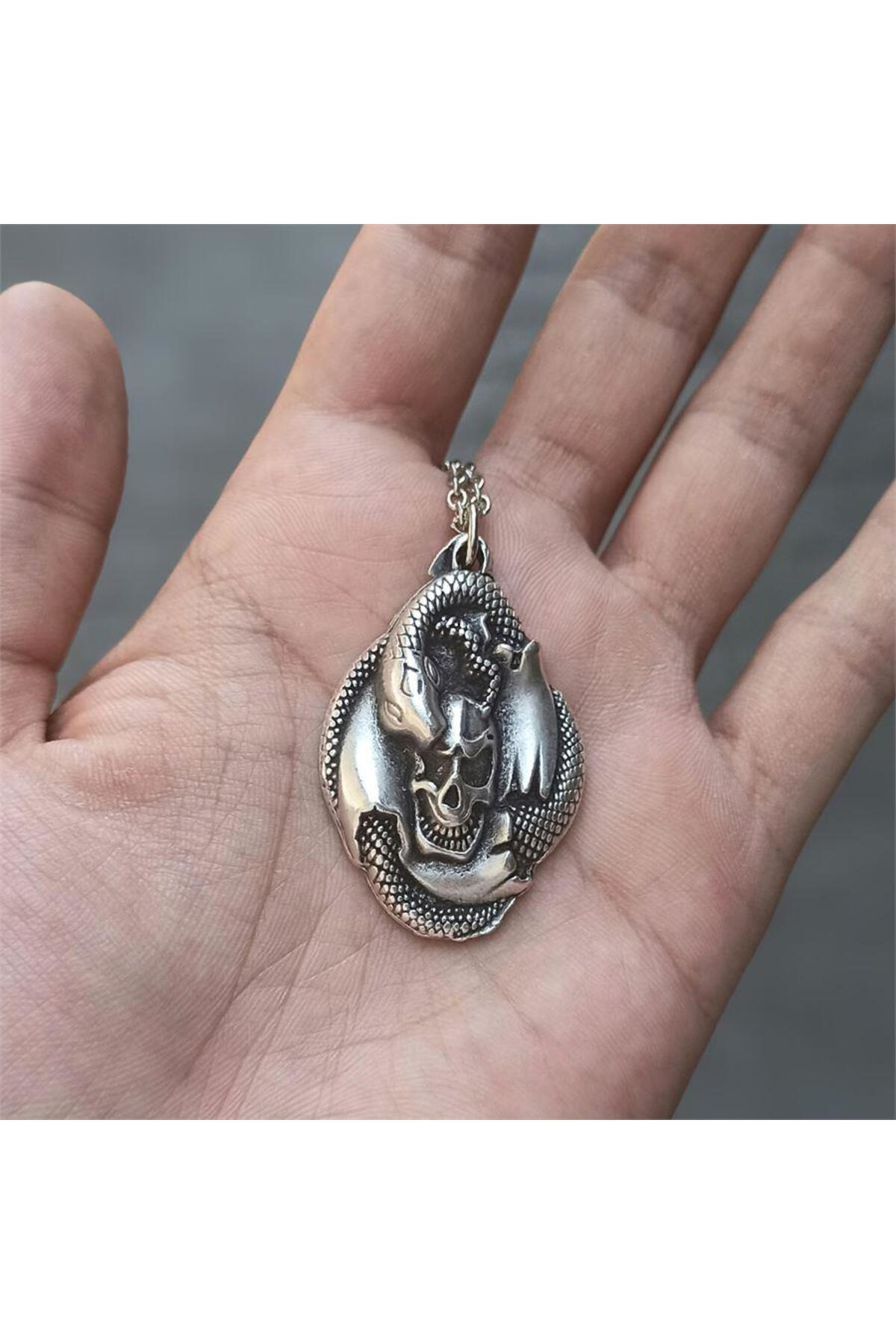 Silver Skull Snake Spiral Kolye