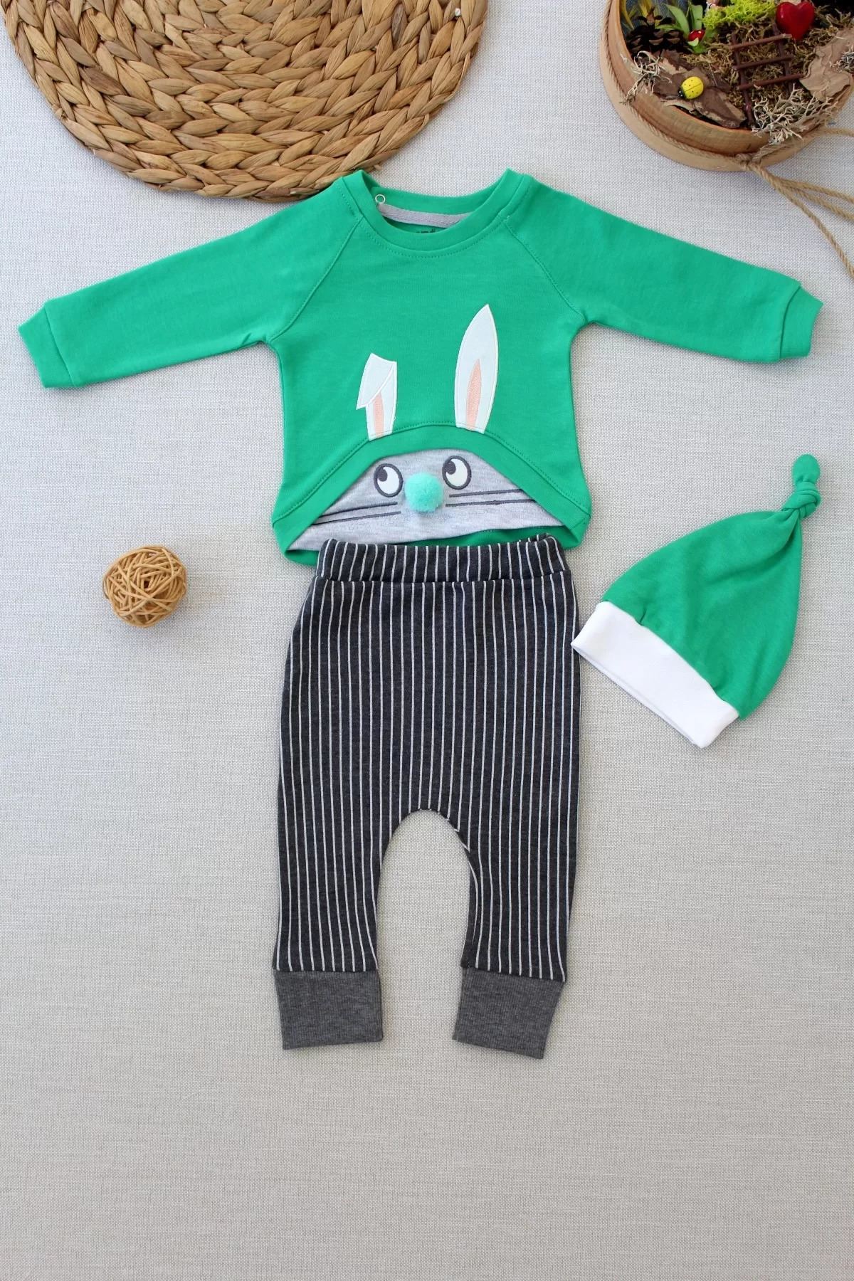 Shop58 Şımarık Tavşan Nakışlı Şapkalı Uzun Kollu Sweat 3Lü Kız-Erkek Beb