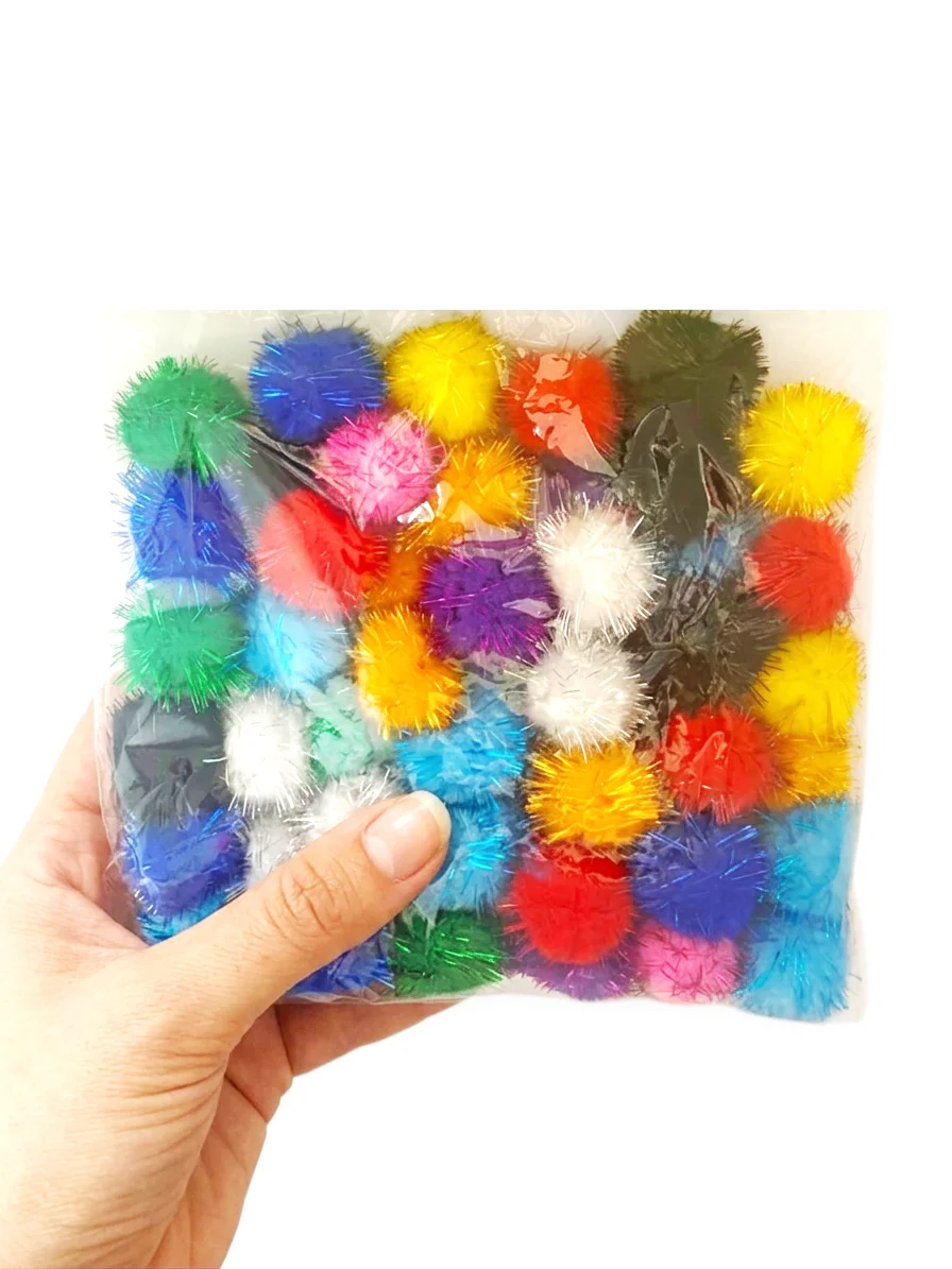 Simli Ponpon 3 cm 50 Adet Karışık Renk Pon Pon Okul Etkinliği Simli Ponpon 3 cm 50 Adet Karışık Renk Pon Pon Okul Etkinliği