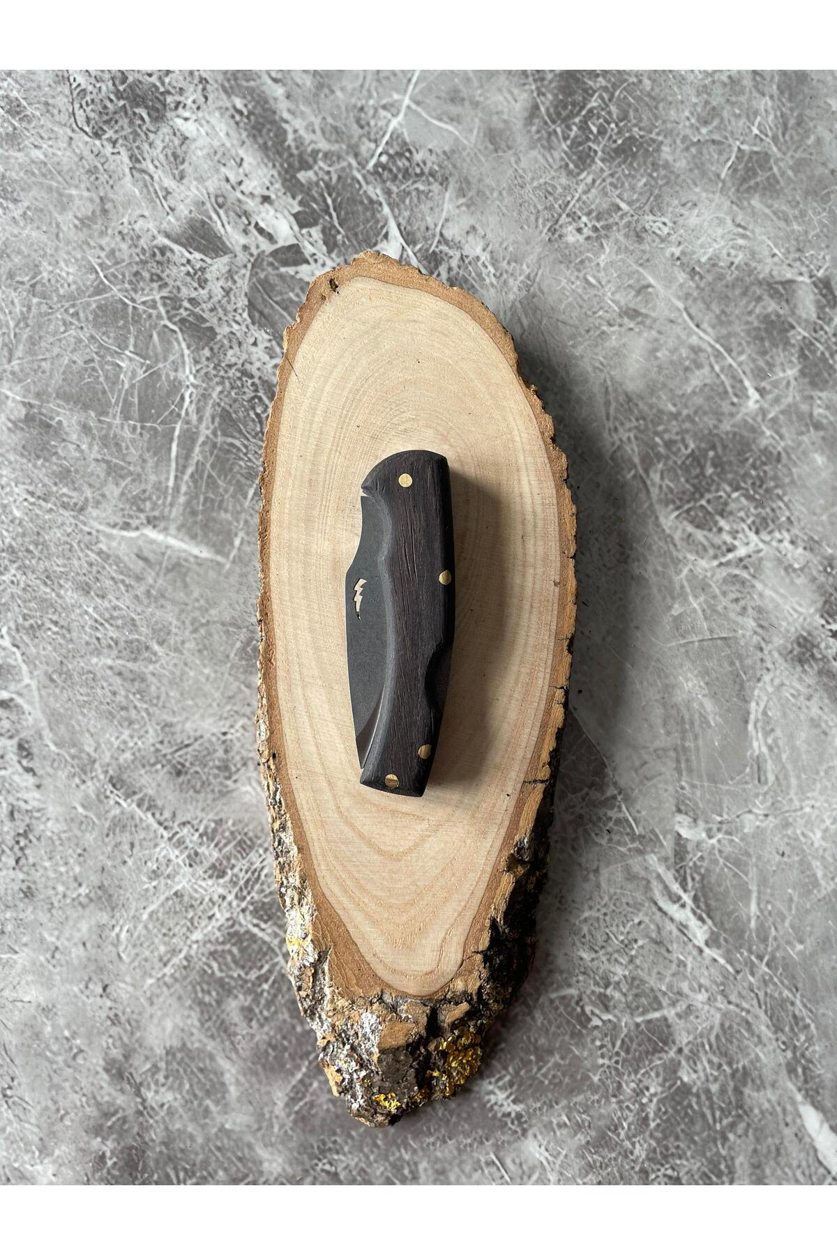 Şimşek Desenli Kamp Çakısı – Venge Kabze – 6,5 cm Namlu – Sırttan