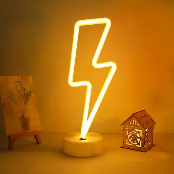 Şimşek Desenli Neon LED Lamba Modern Aydınlatma Çözümleri