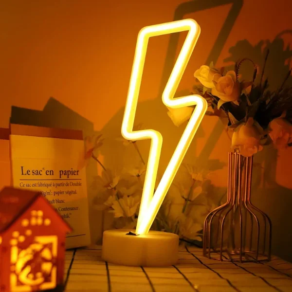 Şimşek Desenli Neon LED Lamba Modern Aydınlatma Çözümleri