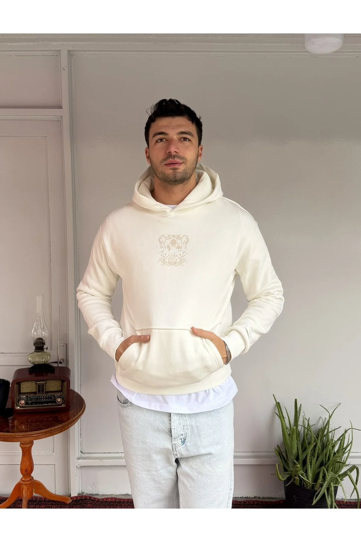 Sırt Baskılı Dark Garden Oversize Sweatshirt