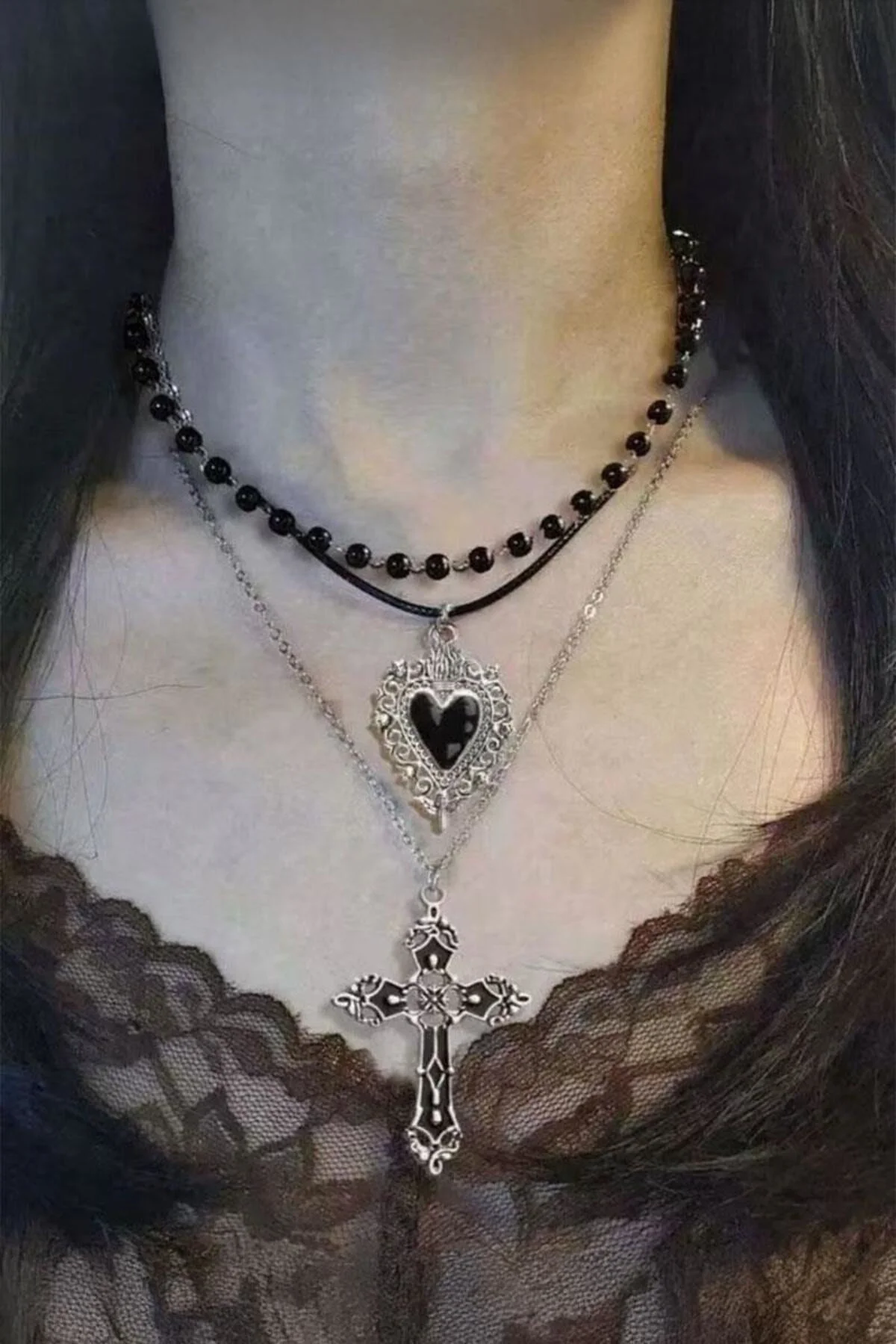 Siyah 3'lü Set Gotik Hac Kolye ve Siyah Boncuklu Kalp Gerdanlık Kolye