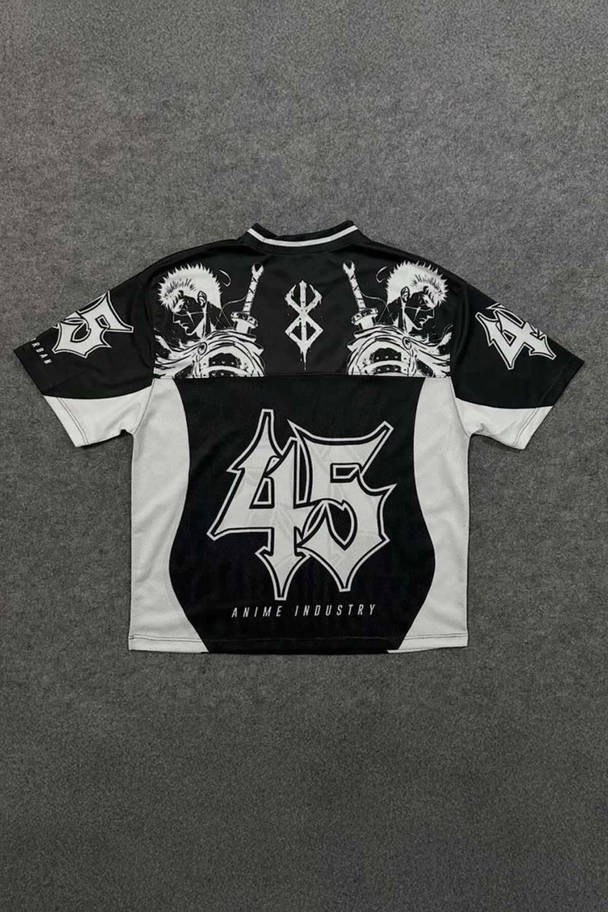 Siyah Anime Berserk Guts 45 Number V Yaka Unisex Forma