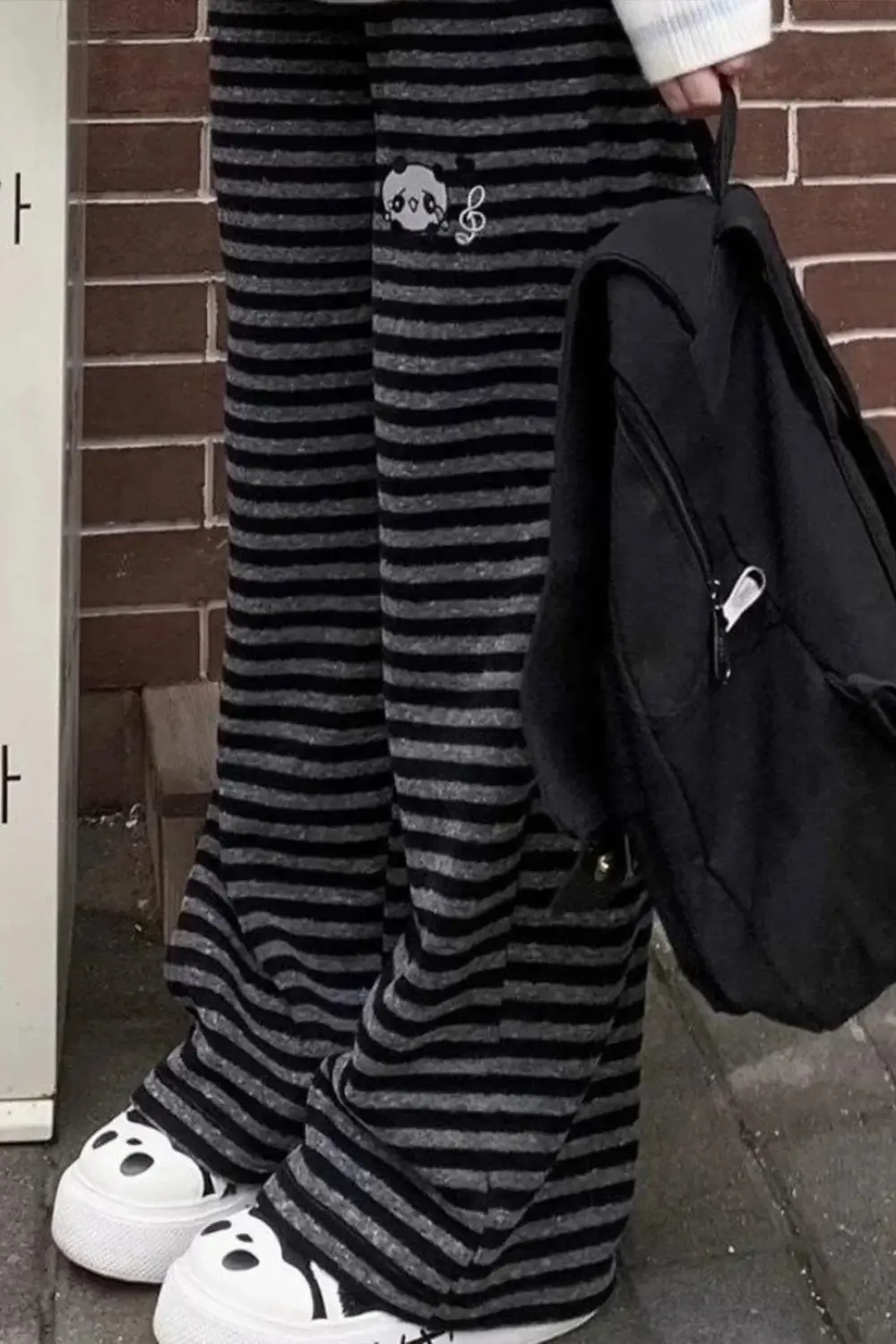 Siyah Antrasit Çizgili Melody Panda Beli Lastikli Y2K Unisex Eşof Siyah Antrasit Çizgili Melody Panda Beli Lastikli Y2K Unisex Eşof