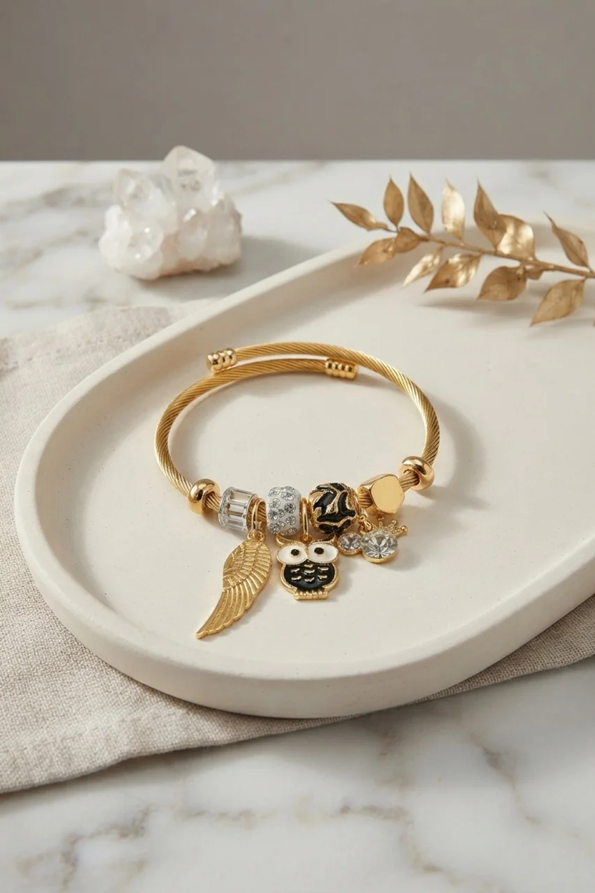 Siyah Baykuş Model Gold Renk Charmlı Bileklik - Lisinya Diğer