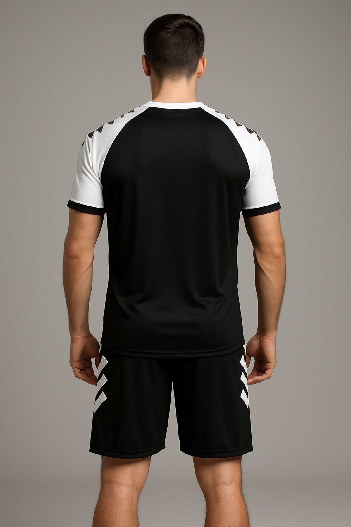 Sportech Siyah-Beyaz Forma Takımı (İsim Ve Numara Yazılır) K0175-Xl Sportech Siyah-Beyaz Forma Takımı (İsim Ve Numara Yazılır) K0175-Xl