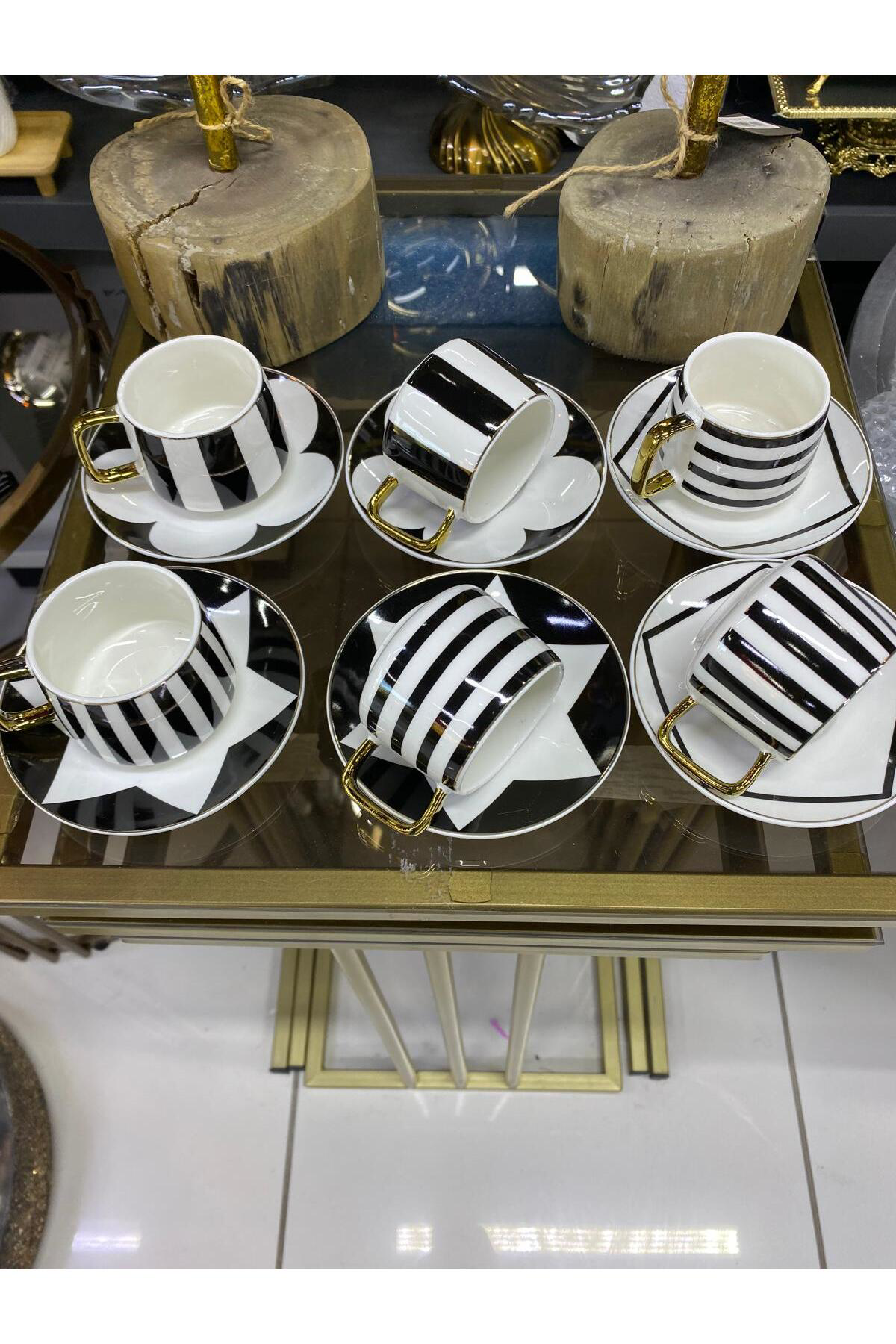 Elif Aksesuar Siyah Beyaz Tasarım Kahve Fincan Takımı