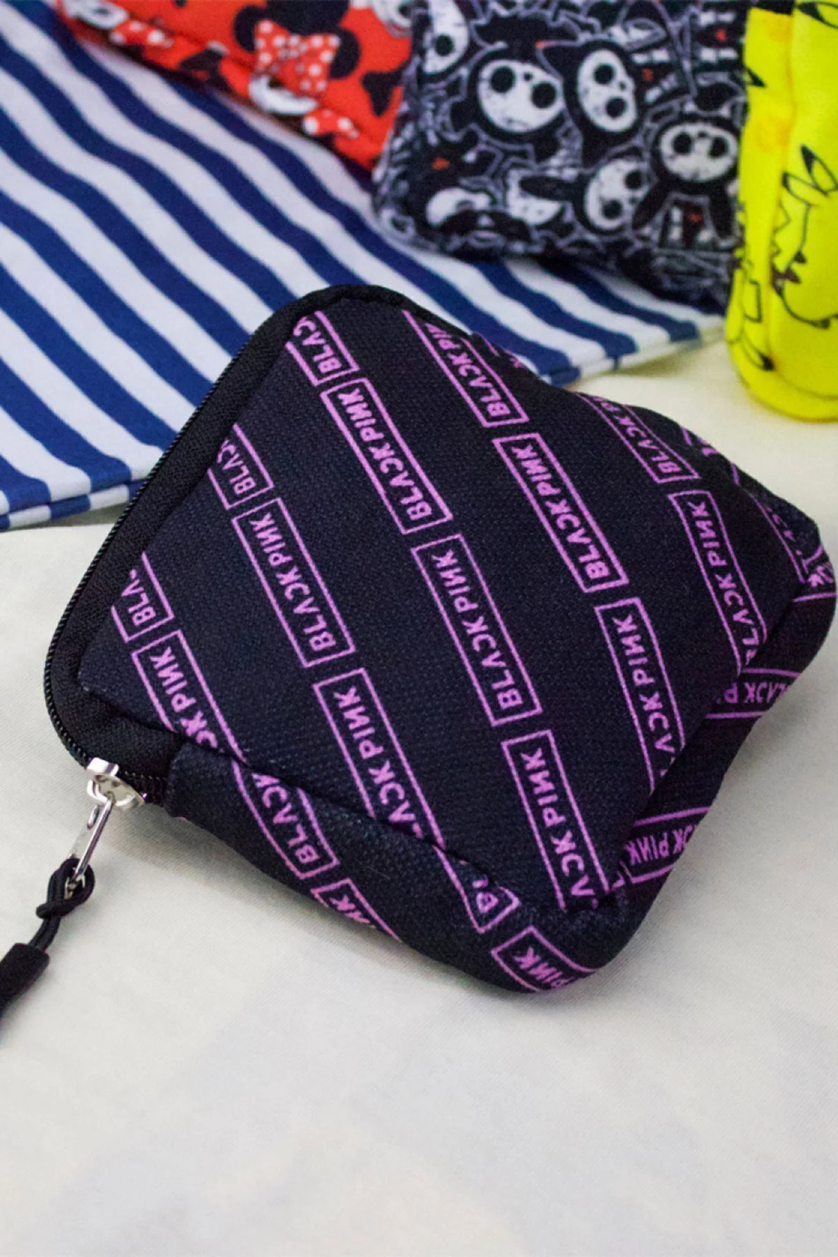 Siyah Black Pink Logo Kolaj Makyaj Çantası