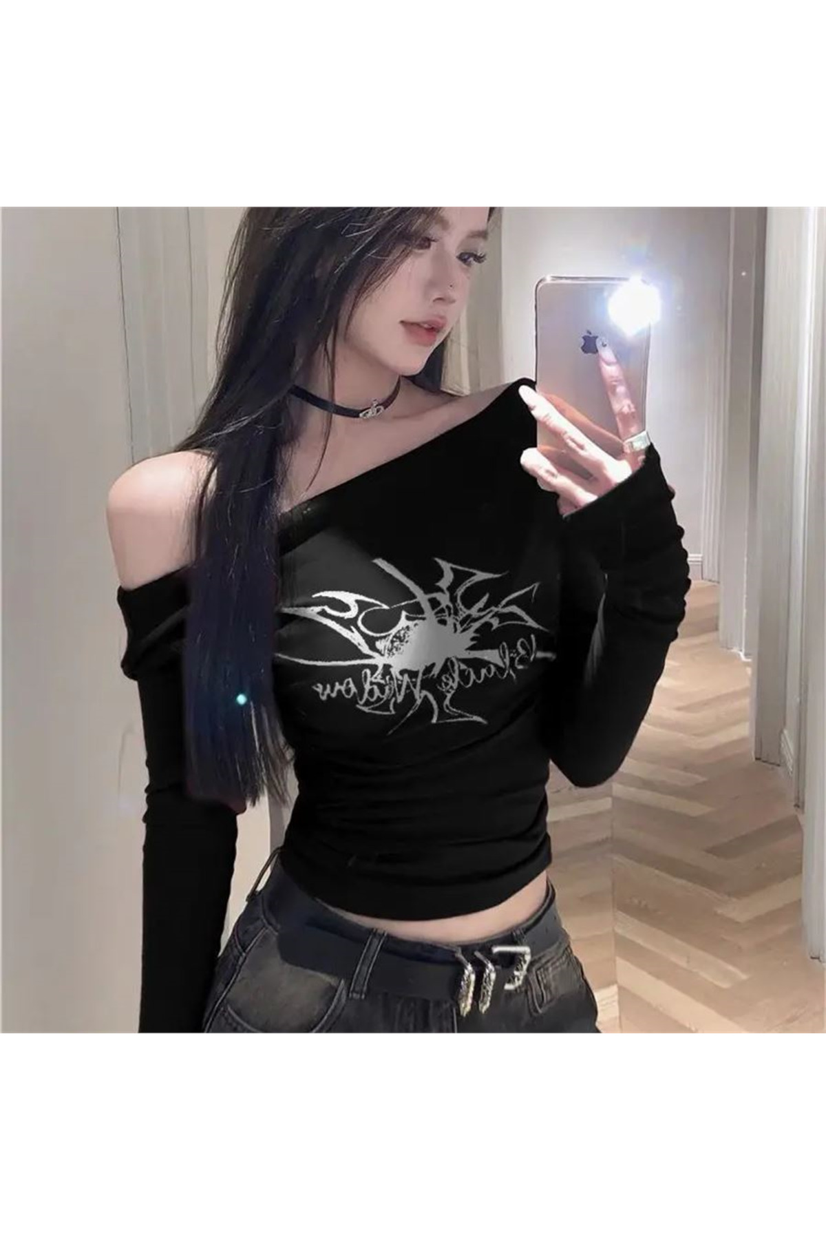 Siyah Black Widow Omuzu Açık Spider Uzun Kollu Crop
