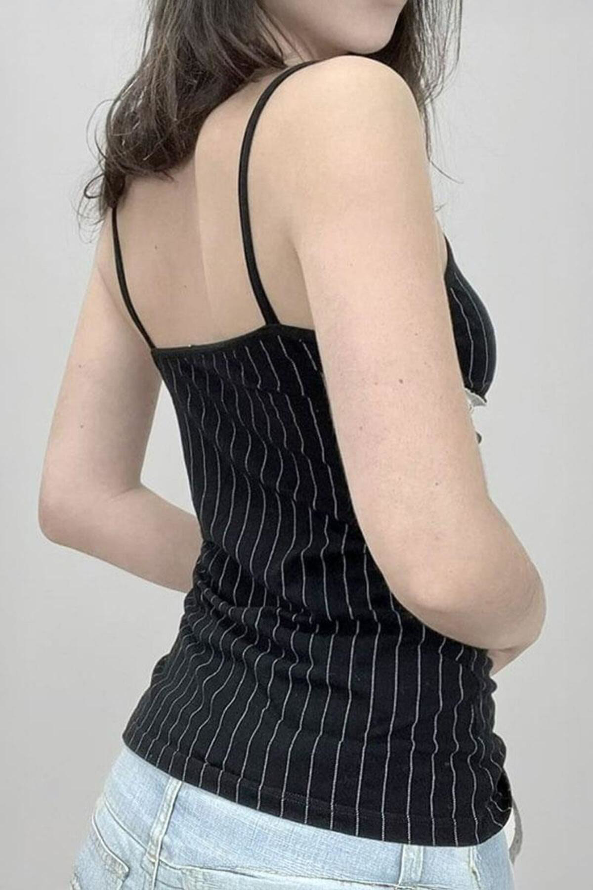 Köstebek Siyah Dantel Detaylı Beyaz Şeritli Y2k Askılı Crop