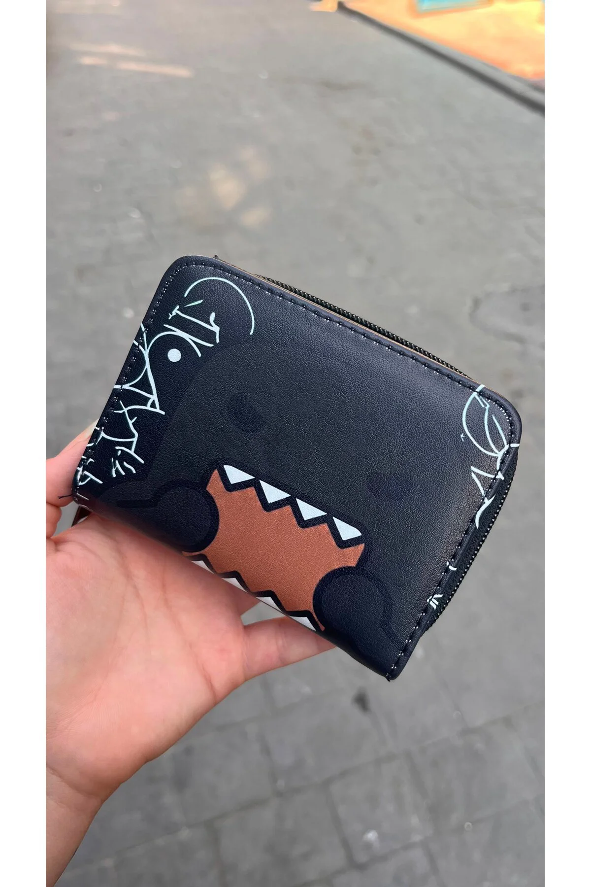 Siyah Domo Kun Grafiti Unisex Cüzdan
