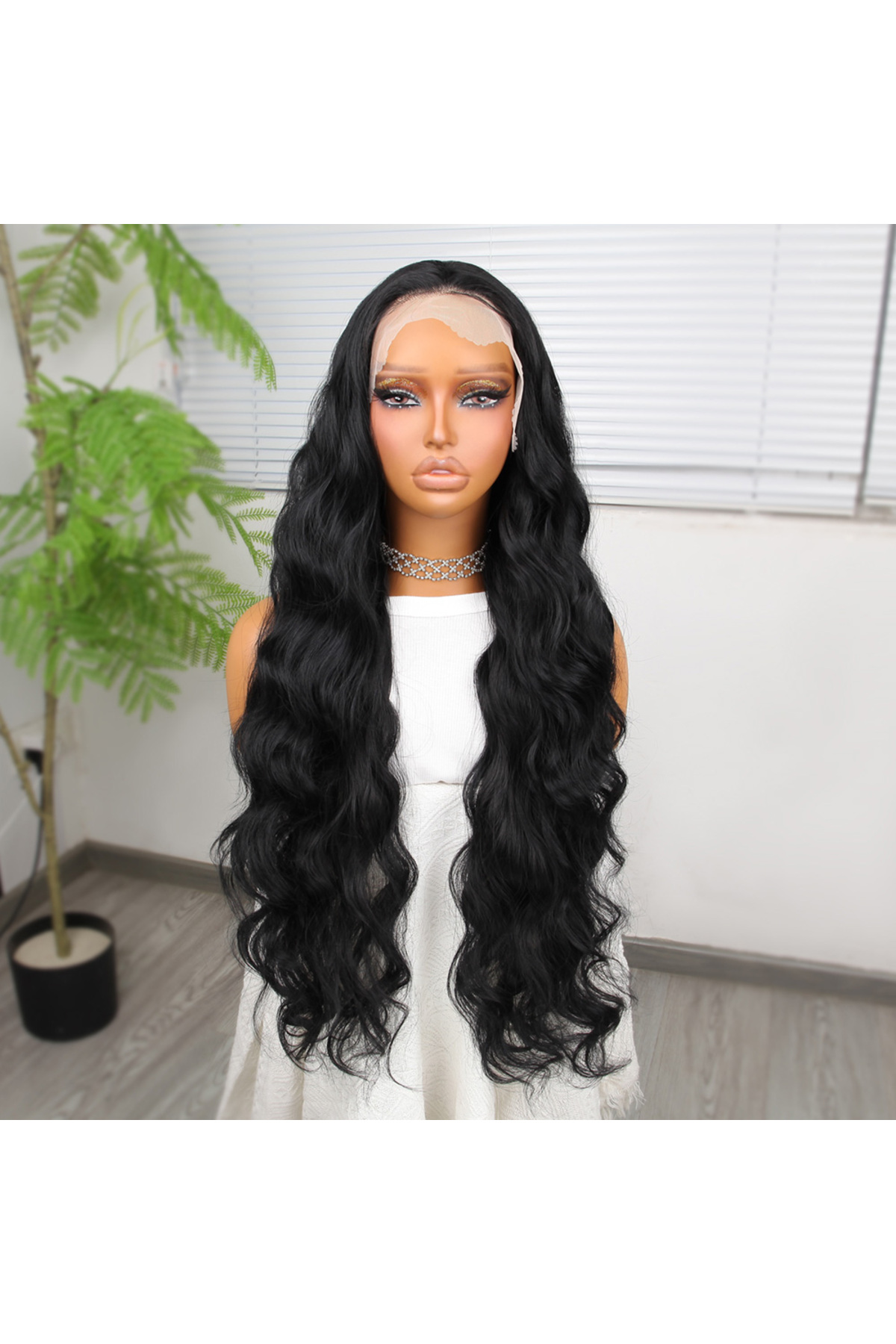 Estevia Siyah Ekstra Uzun Fiber Sentetik Dalgalı Tül Peruk