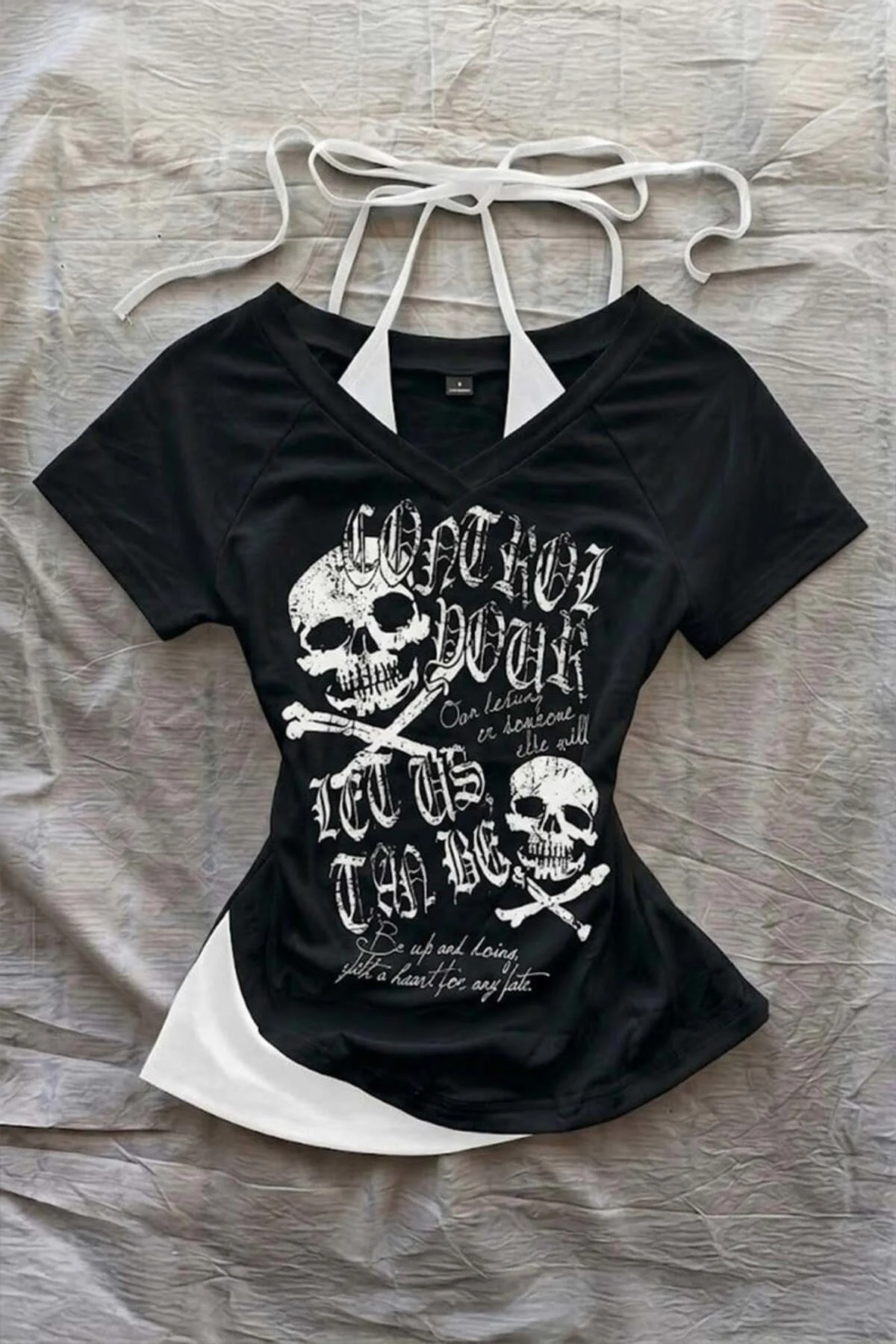 Siyah Gotik Skulls Control Ek Askılı Y2K Kısa Kollu Crop