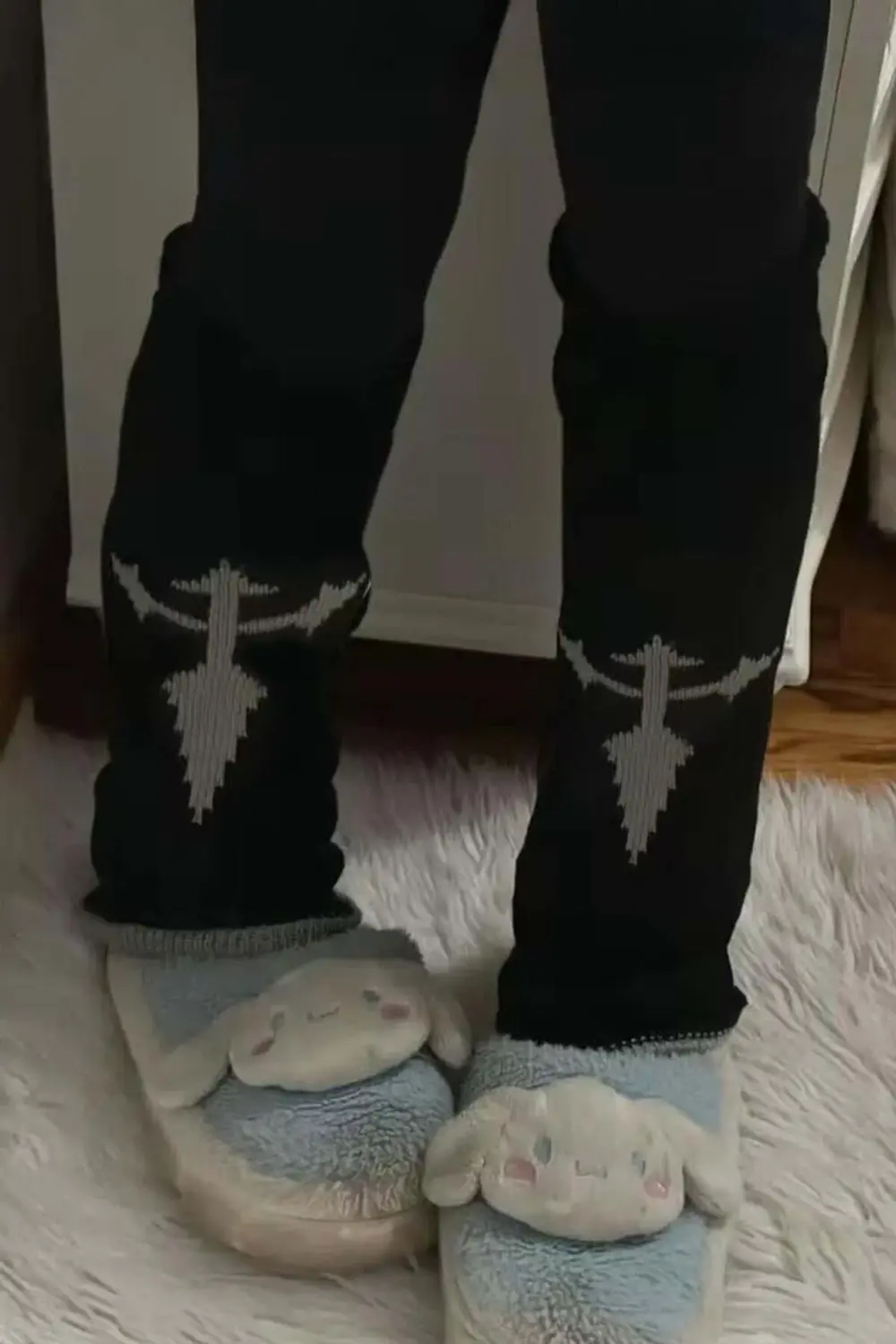 Siyah Gri Gotik Haç ve Dikenli Çift Taraflı Tozluk