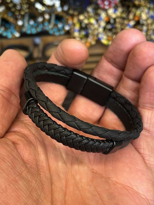 Tükkan Accessories Siyah Hakiki Deri Bileklik Miknatisli Geçirmeli Erkek Bileklik Un