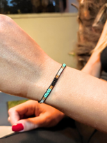 Tükkan Accessories Siyah İp Karişik Renkli Boncuk Miyuki Bileklik Makrome Örgü Asans Tükkan Accessories Siyah İp Karişik Renkli Boncuk Miyuki Bileklik Makrome Örgü Asans