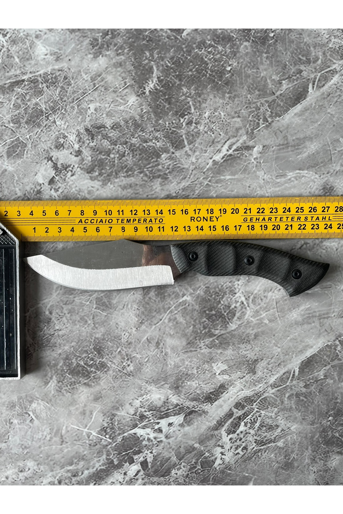 Siyah Kabzeli El Yapımı Kılıflı Kompakt Kamp ve Av Bıçağı – 24 cm