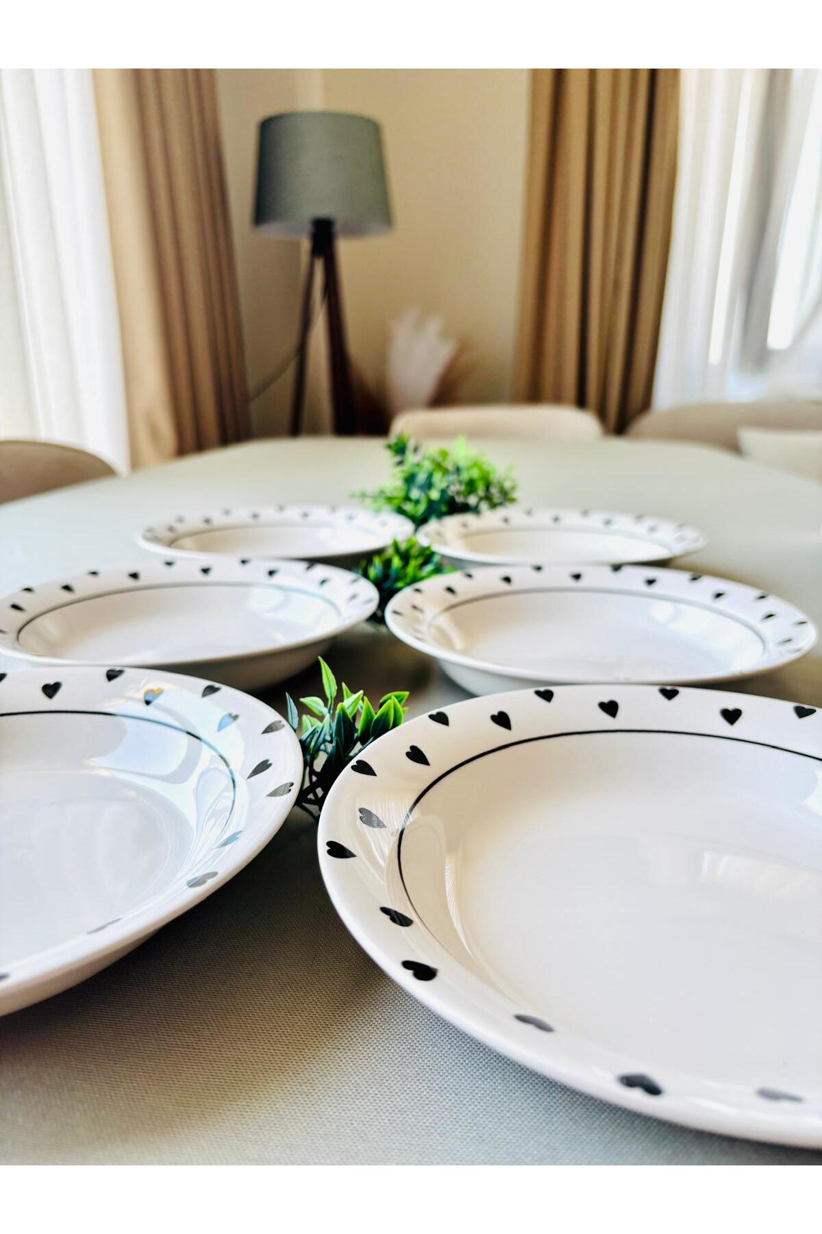 Siyah Kalp Model 6 Adet Modern Yemek Tabağı