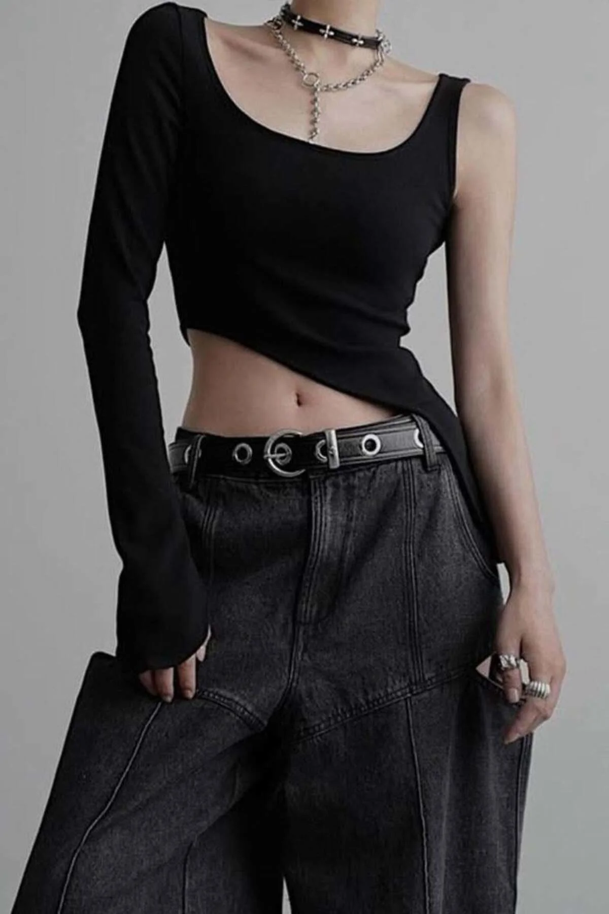 Siyah Kare yaka Tek Gotik Y2K Uzun Kollu Crop Siyah Kare yaka Tek Gotik Y2K Uzun Kollu Crop